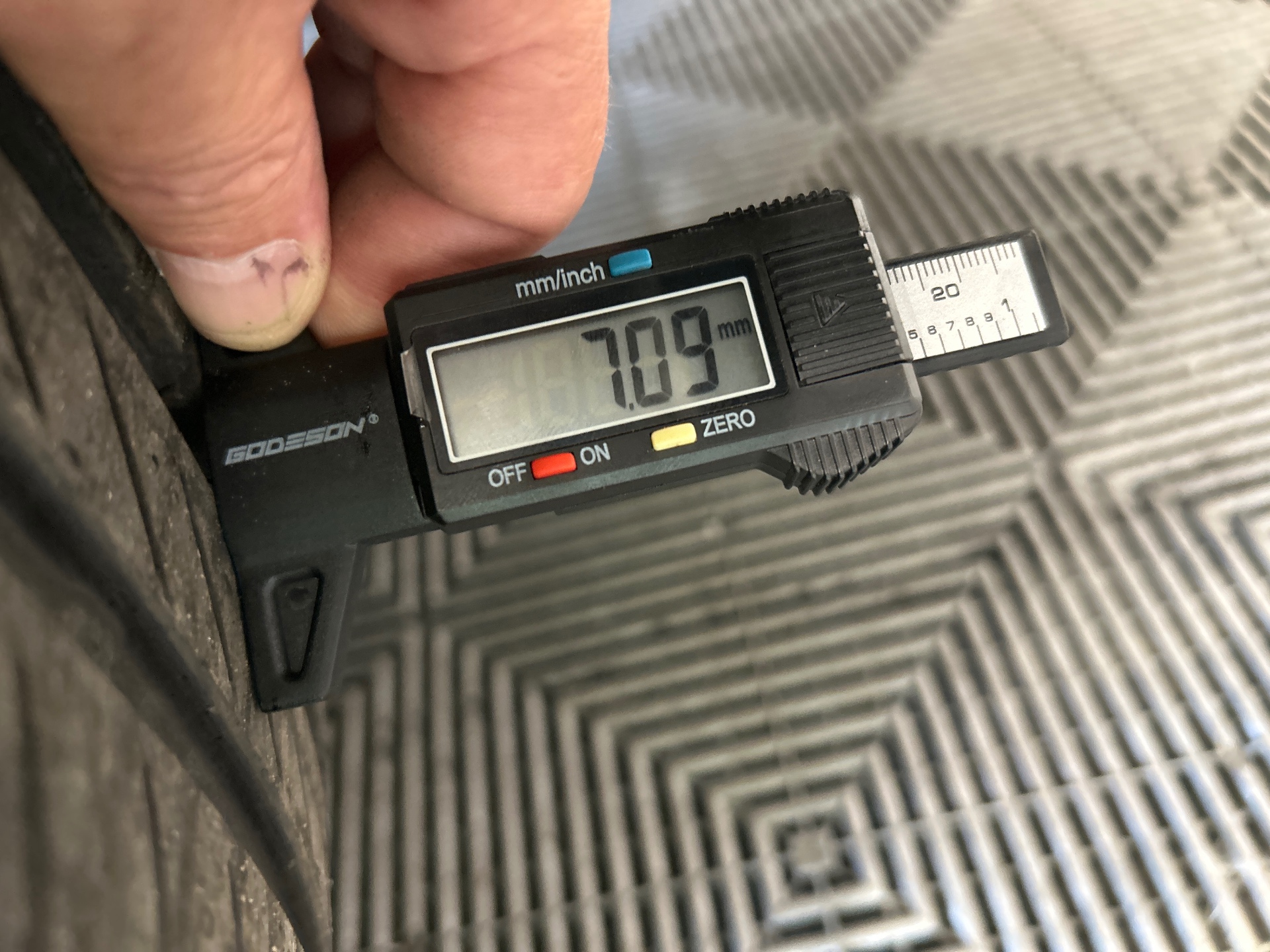 RENAULT ARKANA E-Tech 145 - 23 Techno — expertise
