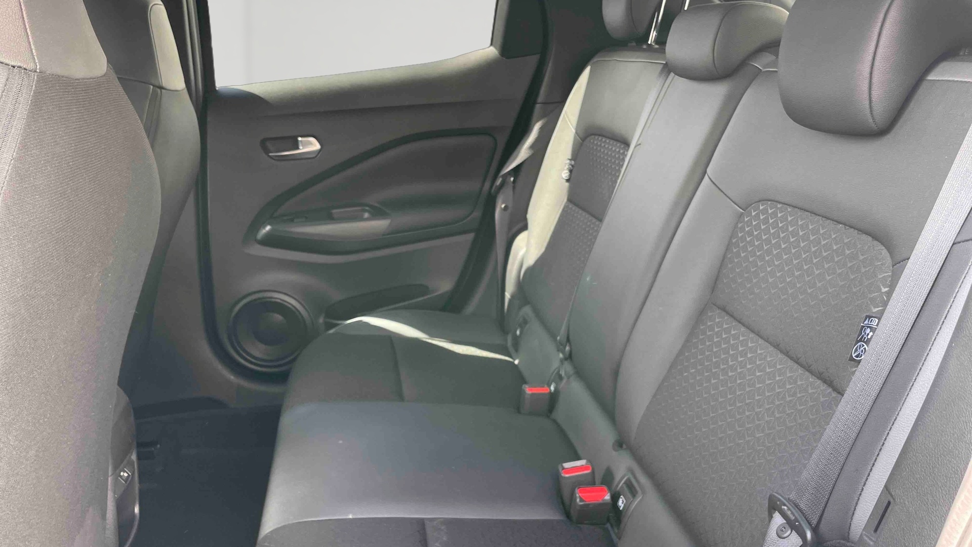 NISSAN JUKE 2023.5 HYBRID 143 N-Connecta