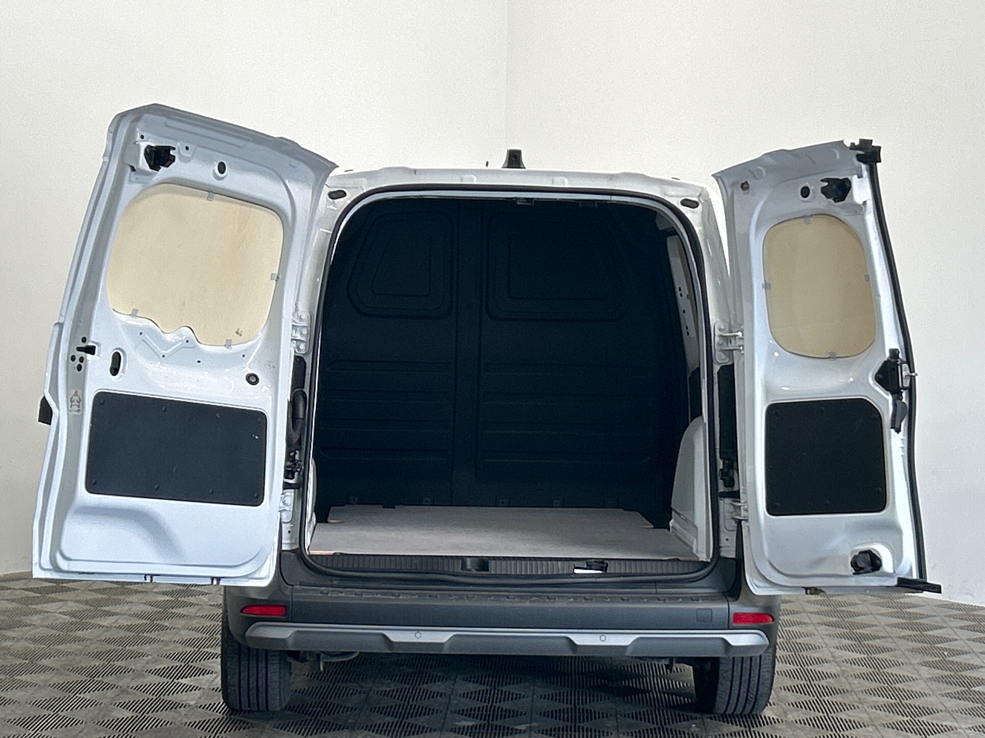 RENAULT KANGOO VAN BLUE DCI 95 EXTRA - 22
