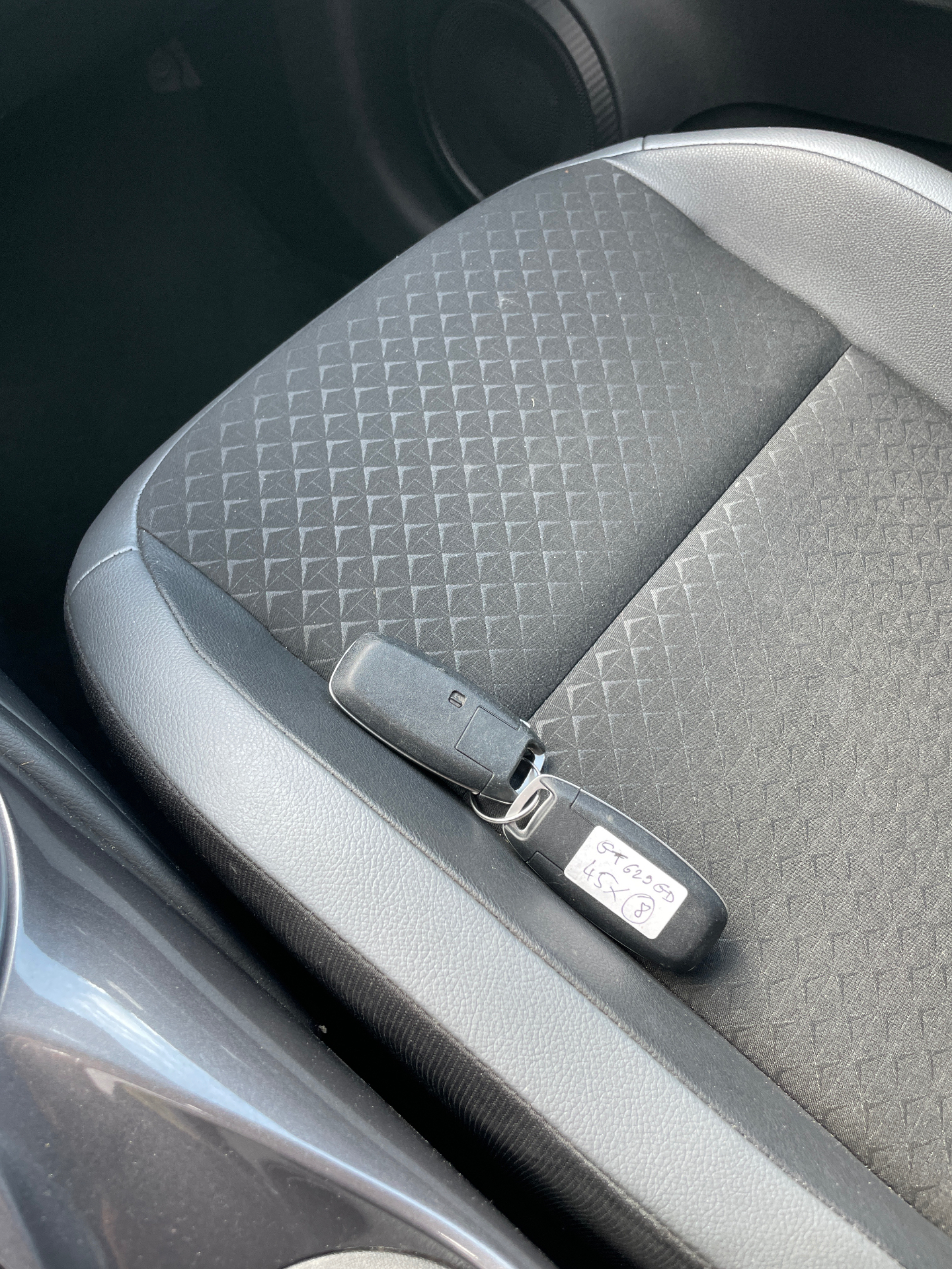 NISSAN JUKE 2023.5 HYBRID 143 N-Connecta — expertise