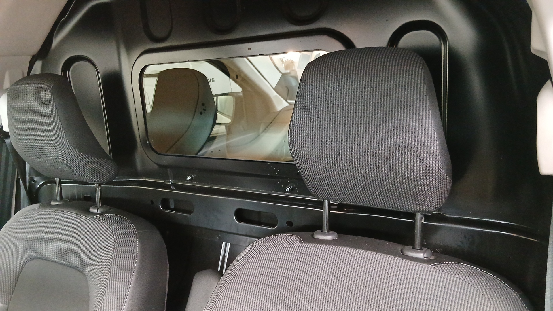 RENAULT EXPRESS VAN BLUE DCI 95 - 22 CONFORT