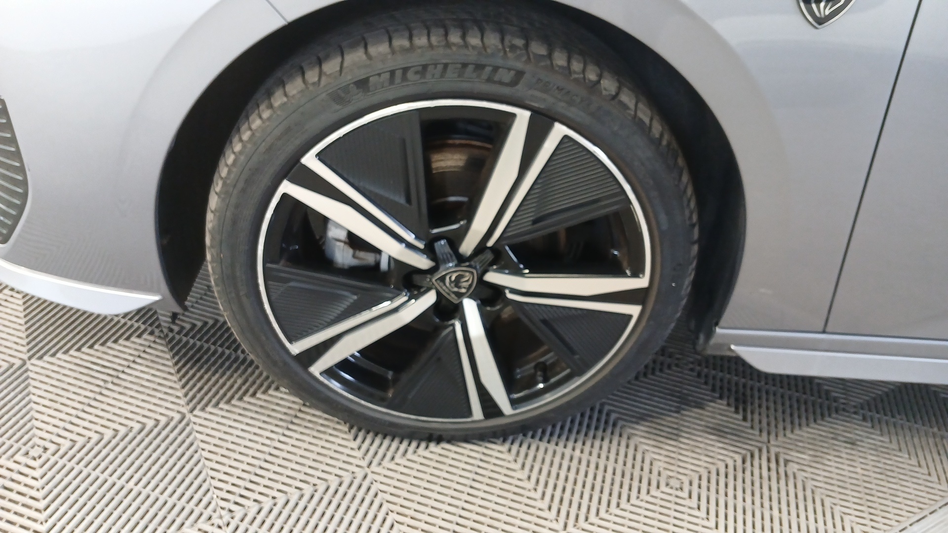 PEUGEOT 308 SW GT Hybrid 145 ch e-DCS6 — expertise