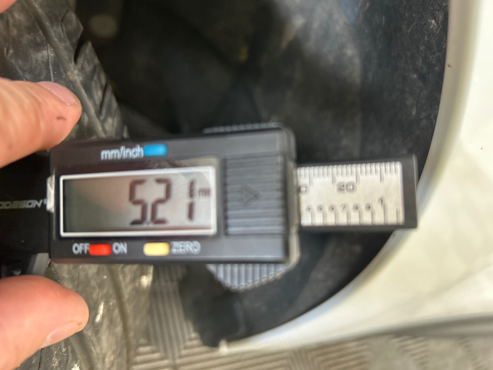 RENAULT KANGOO VAN BLUE DCI 95 GRAND CONFORT- 22 — expertise