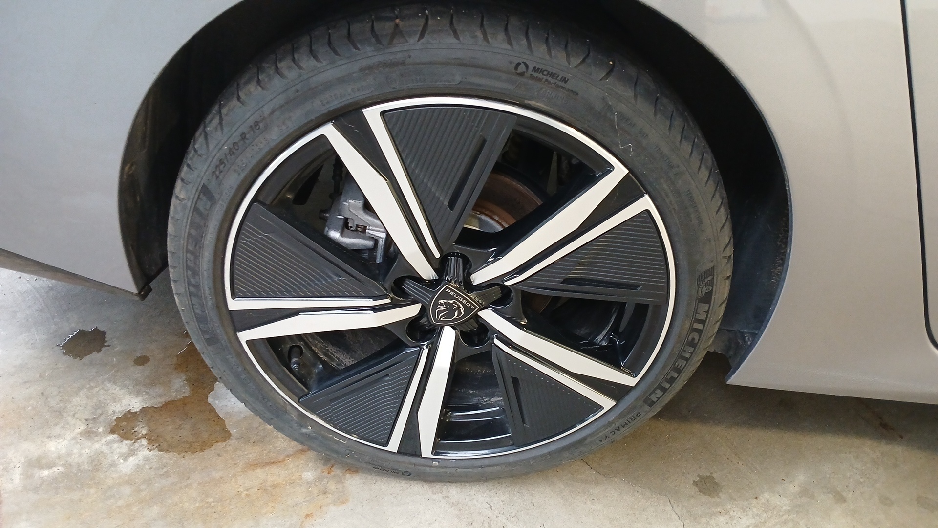 PEUGEOT 308 SW GT Hybrid 145 ch e-DCS6 — expertise