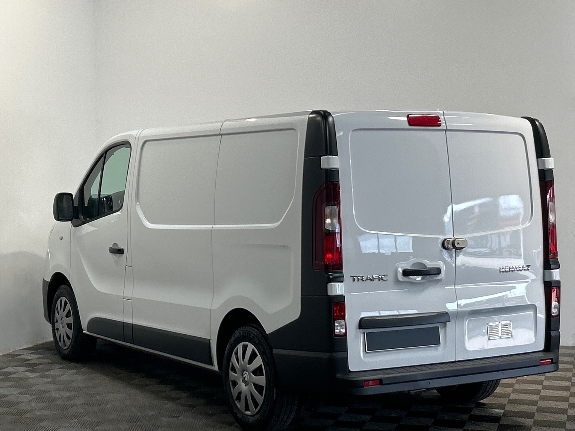 RENAULT TRAFIC FOURGON FGN L1H1 1000 KG DCI 120 GRAND CONFORT