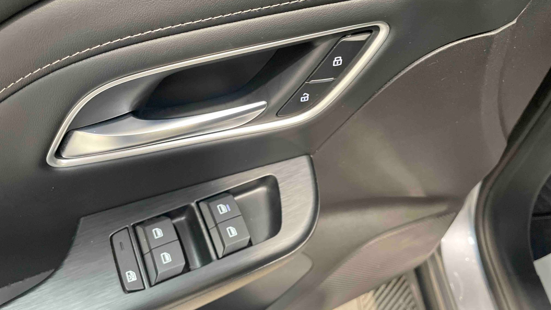 MG ZS ZS HYBRID LUXURY