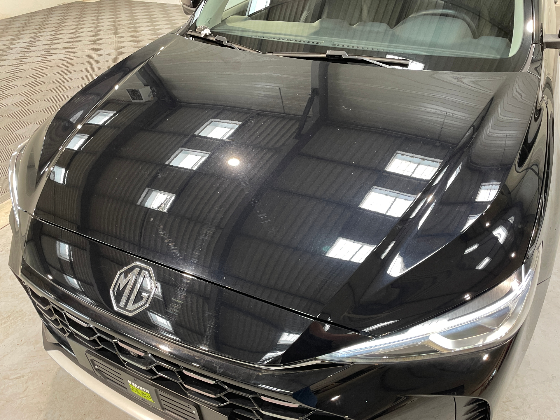 MG ZS ZS HYBRID LUXURY — expertise