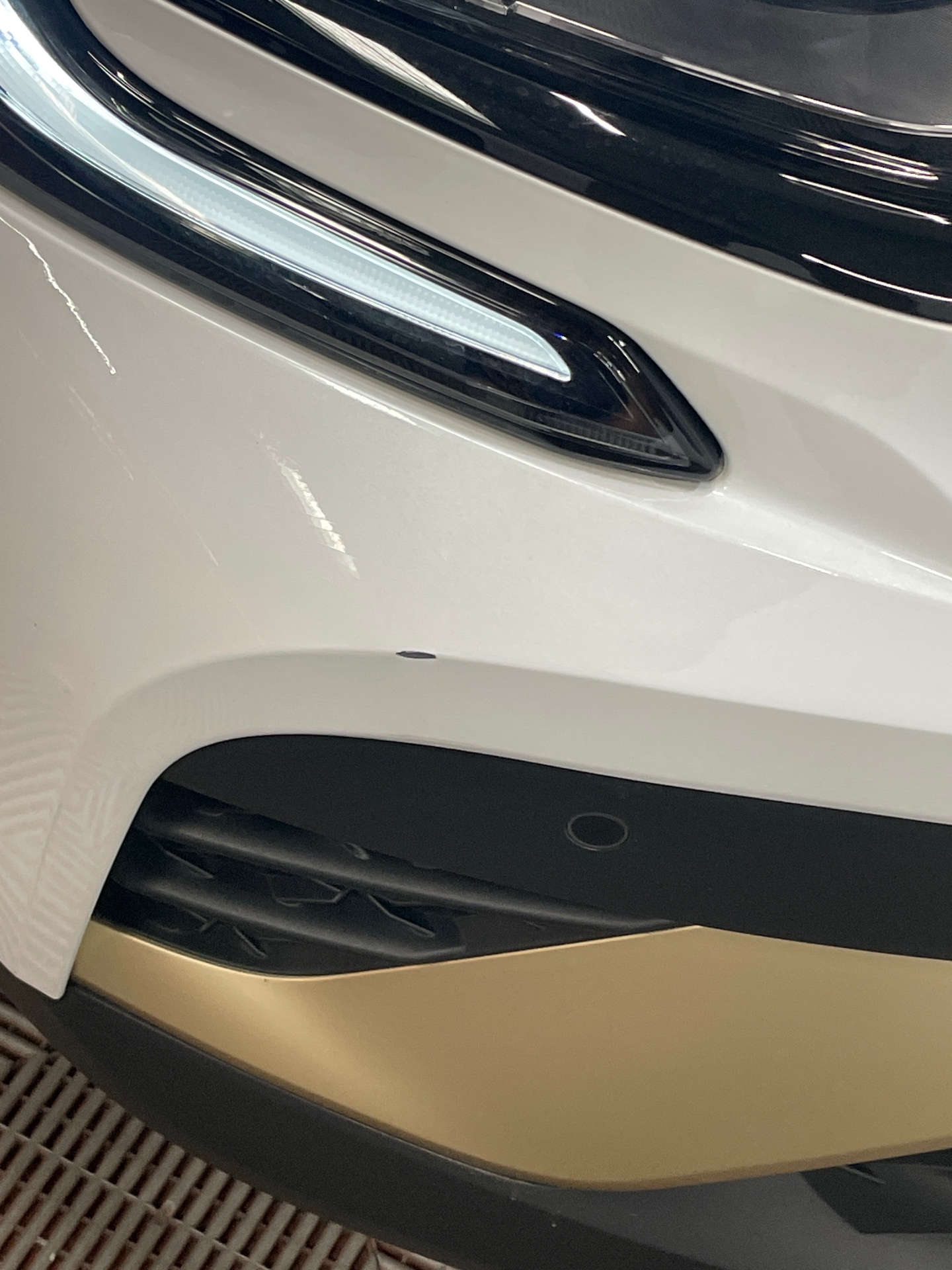 RENAULT CAPTUR E-Tech full hybrid 145 Engineered — expertise