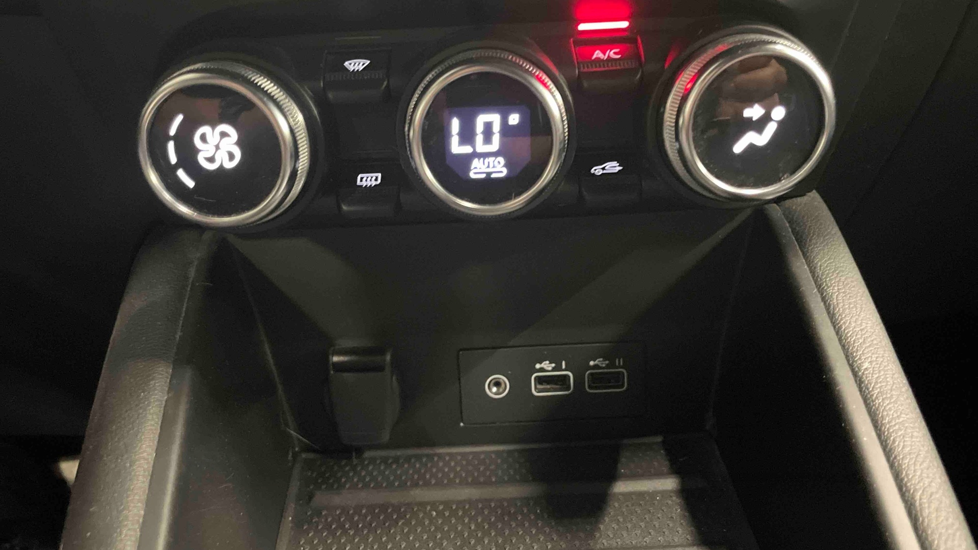 RENAULT CAPTUR E-Tech full hybrid 145 Engineered