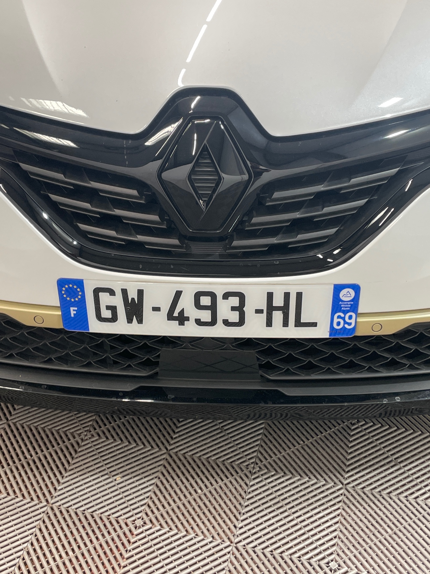 RENAULT CAPTUR E-Tech full hybrid 145 Engineered — expertise