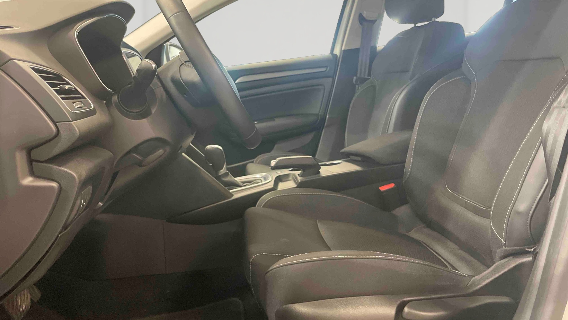 RENAULT MEGANE IV BERLINE Blue dCi 115 EDC - 21N Business