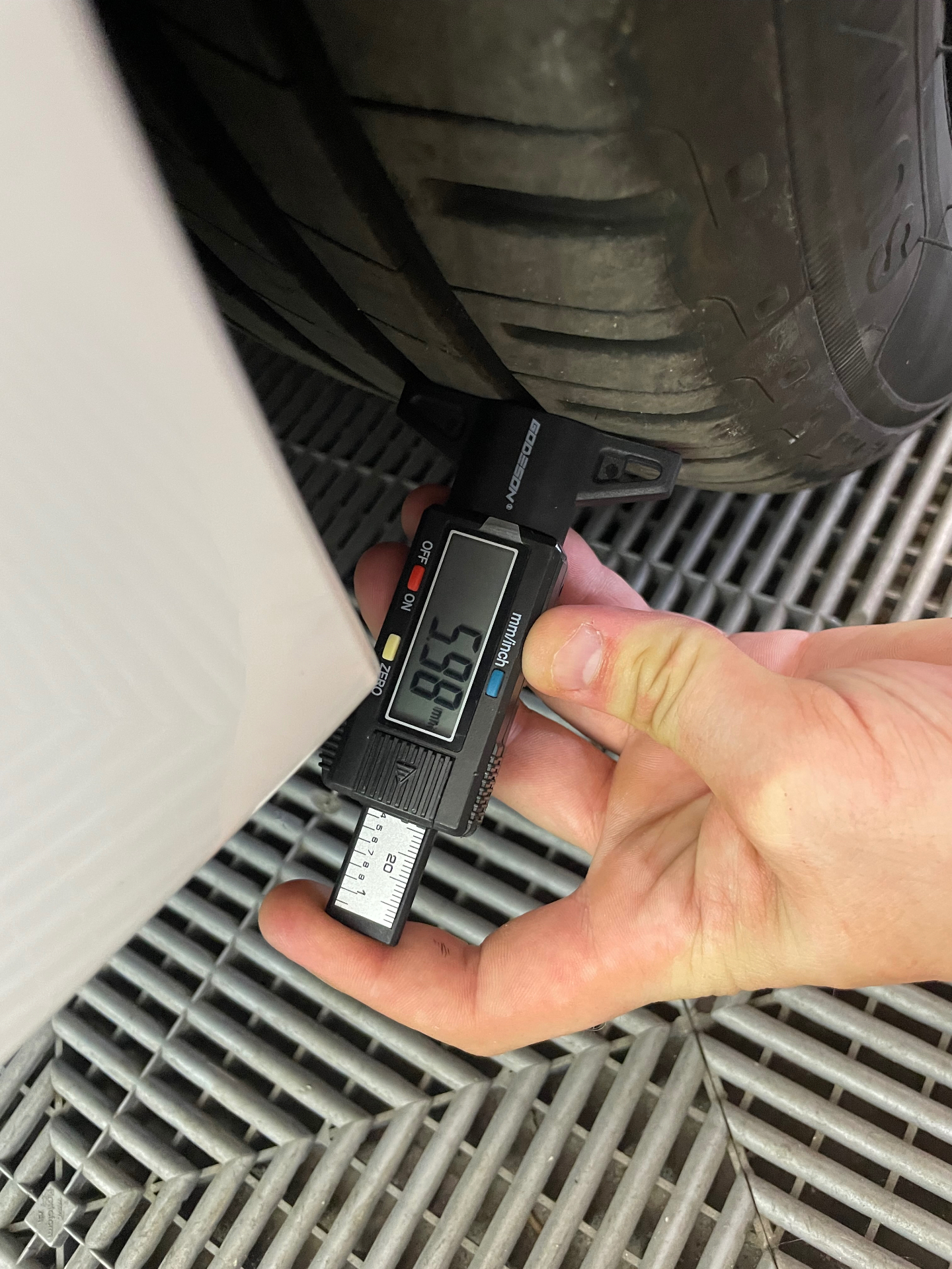 PEUGEOT 208 ALLURE PURETECH 100 BVM — expertise