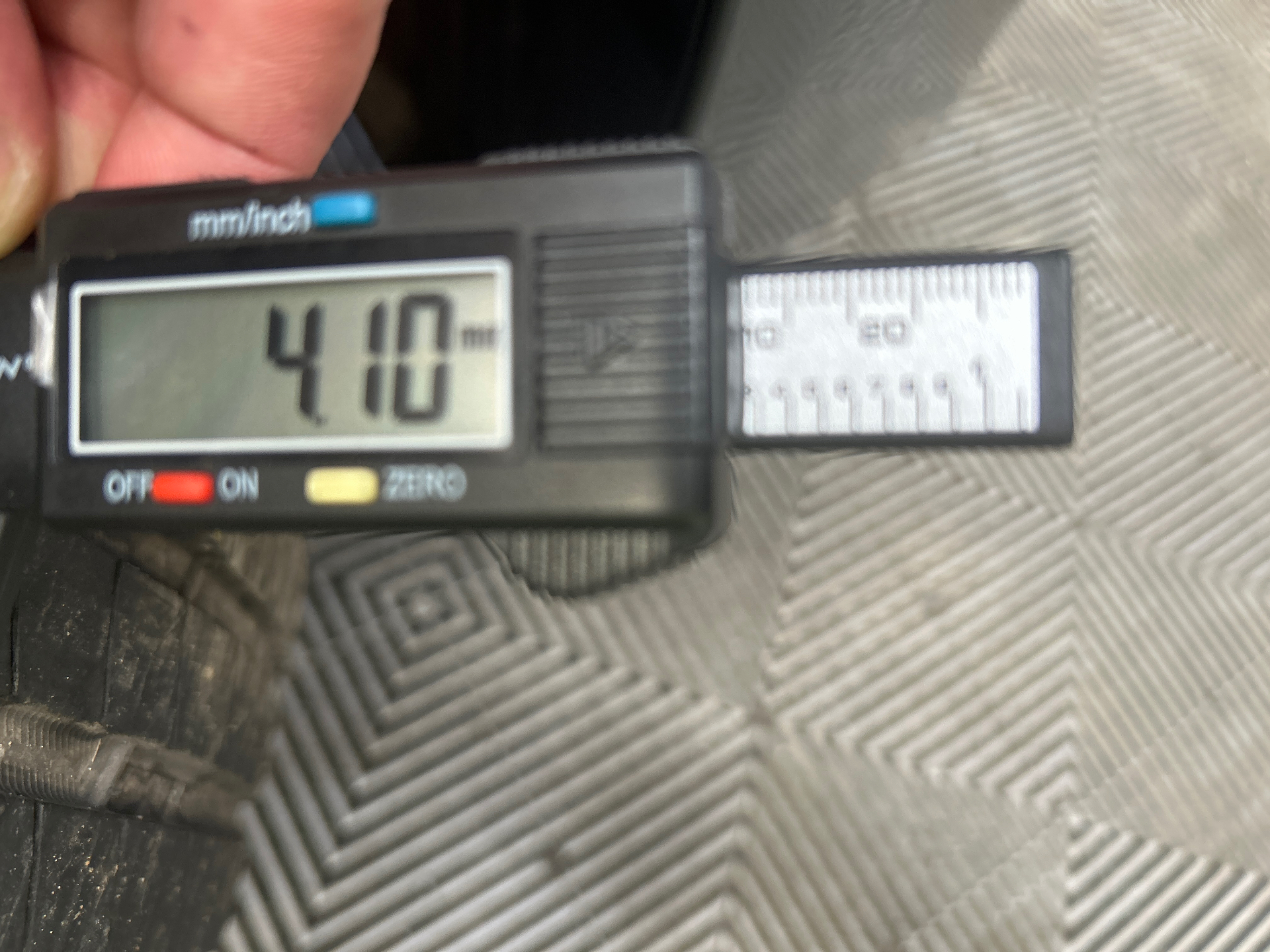 PEUGEOT 208 Allure 100 ch BVM6 — expertise