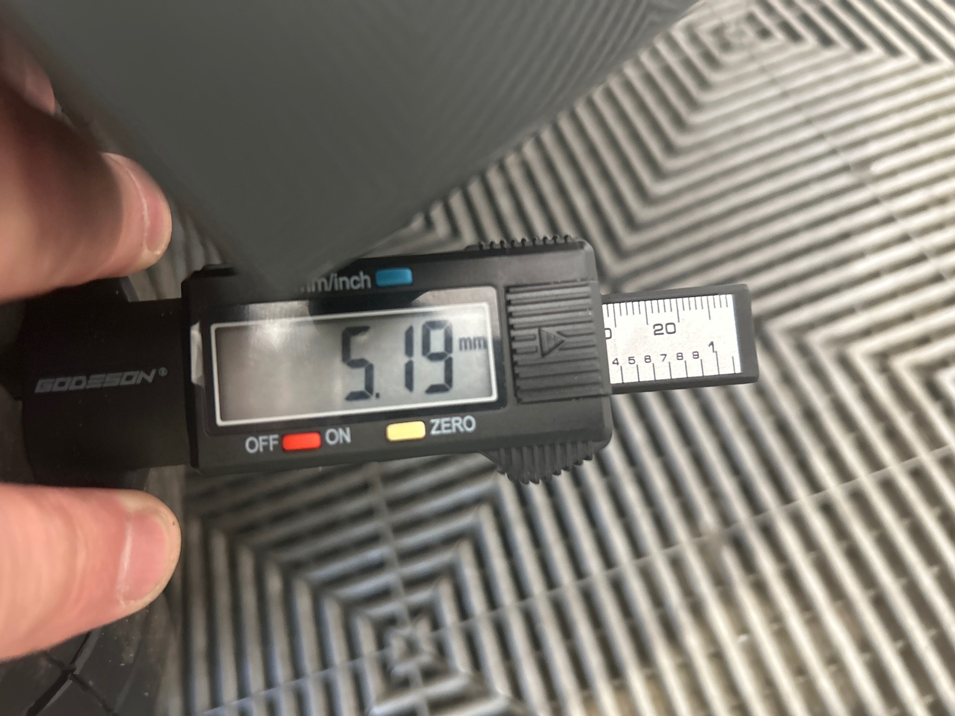 PEUGEOT 208 Allure 100 ch BVM6 — expertise
