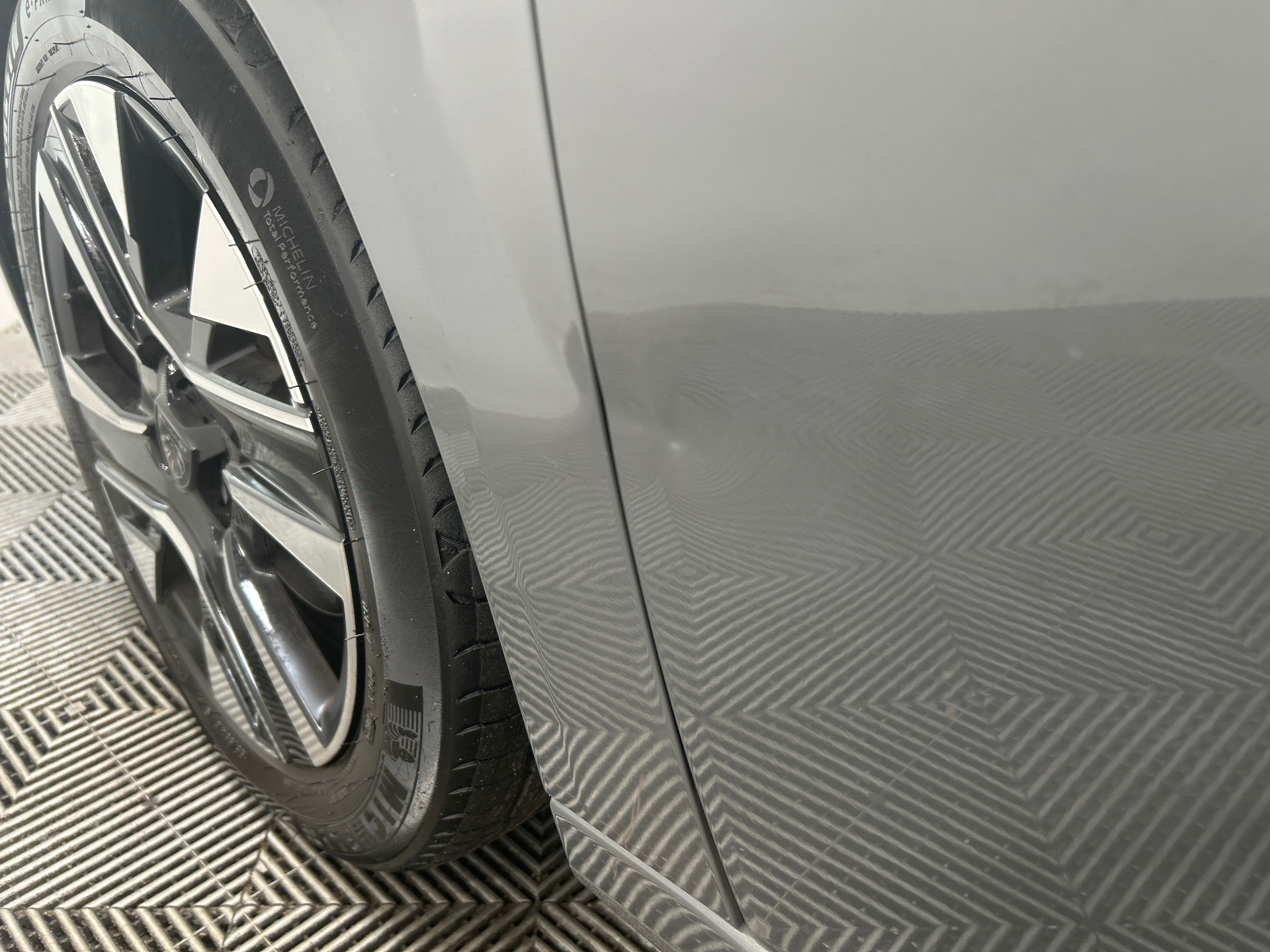 PEUGEOT 208 Allure 100 ch BVM6 — expertise