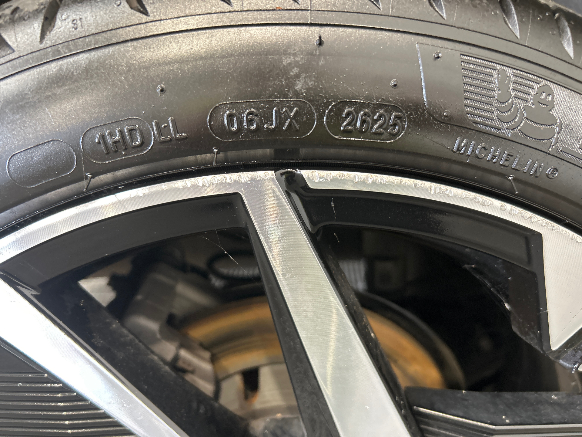 PEUGEOT 208 GT Hybrid 110 ch e-DCS6 — expertise