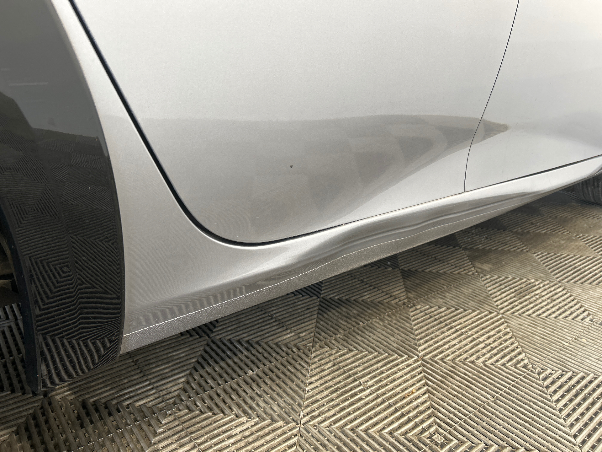 PEUGEOT 208 GT Hybrid 110 ch e-DCS6 — expertise