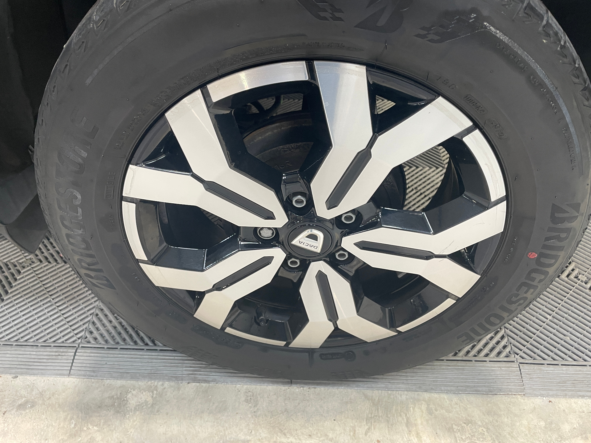 DACIA DUSTER Blue dCi 115 4x2 Prestige + — expertise