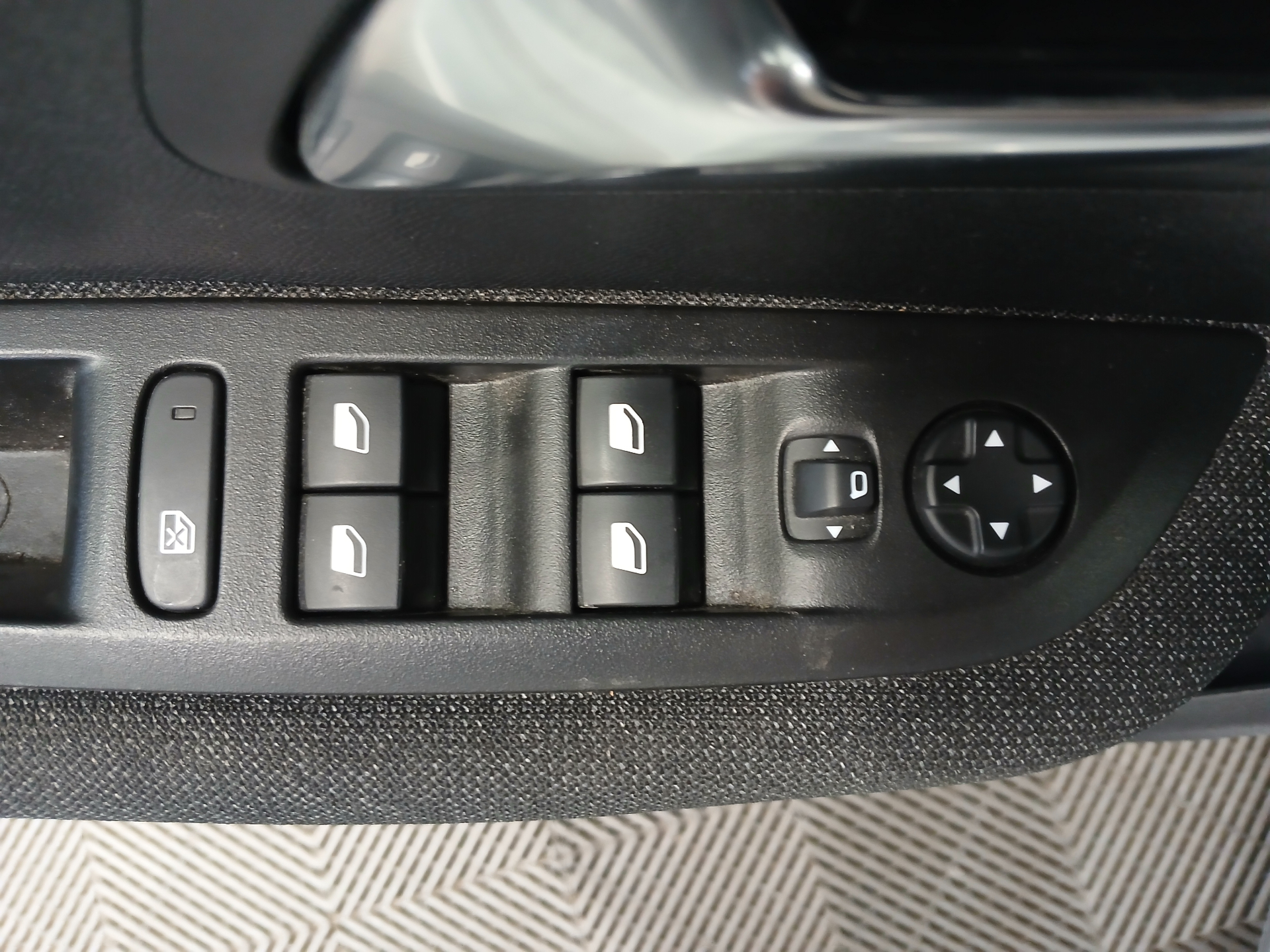 PEUGEOT 208 Style 100 ch BVM6