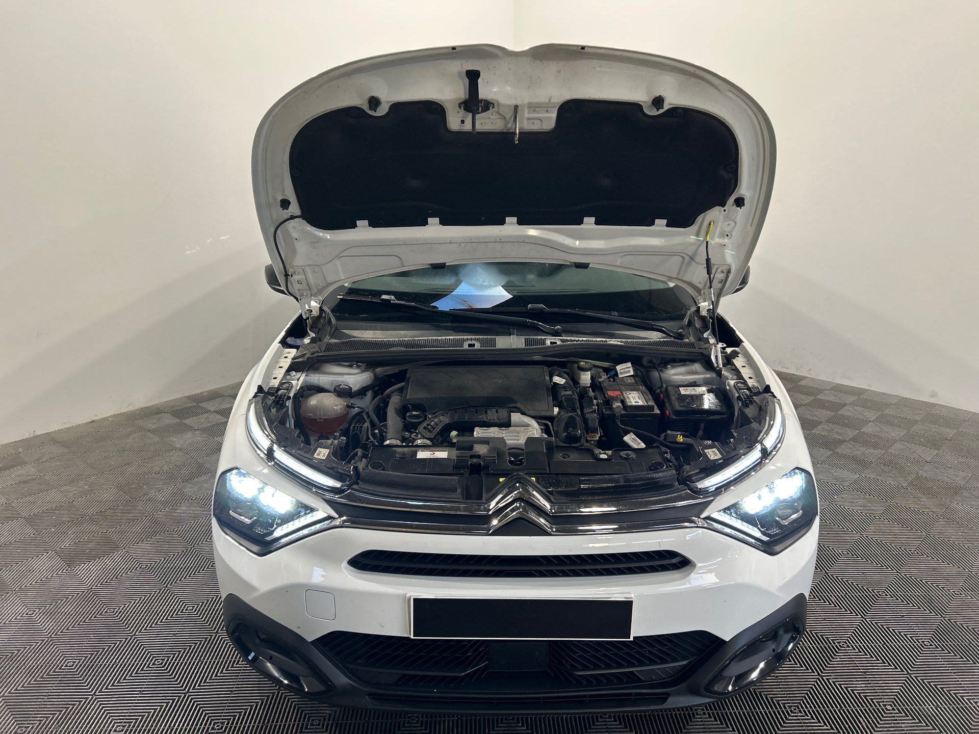 CITROEN C4 PT130 S&S BVM6 FEELPK — expertise