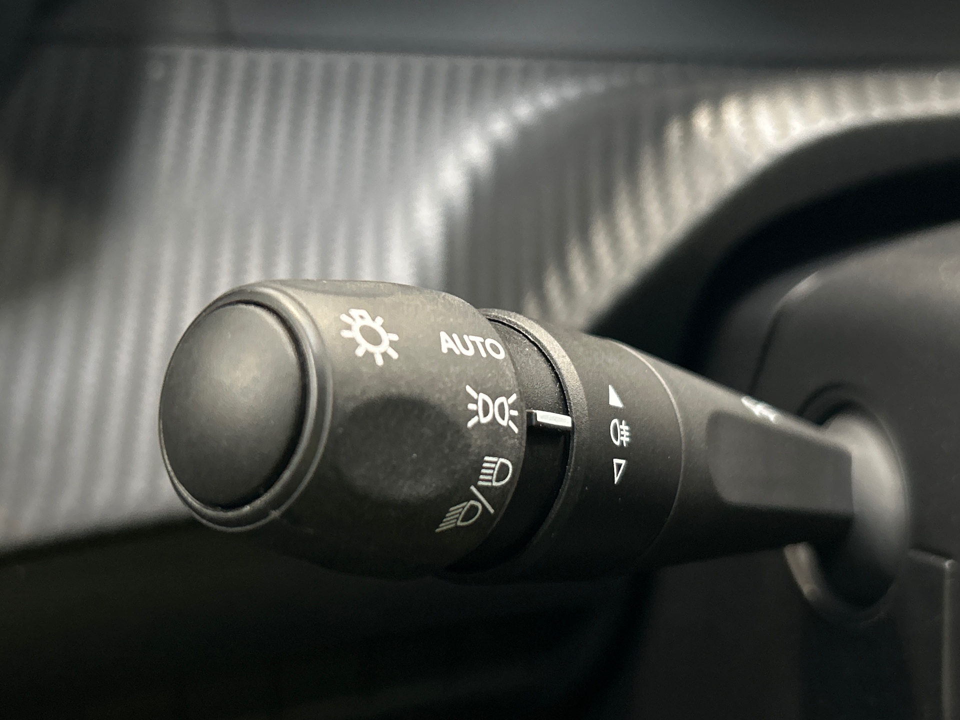 PEUGEOT 208 Allure 100 ch BVM6