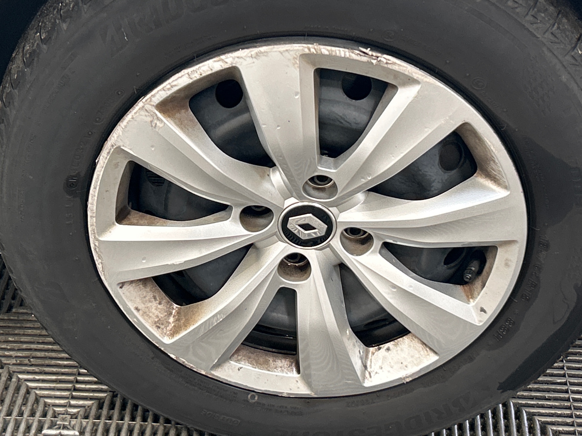 RENAULT CLIO V SOCIETE SOCIETE TCE 90 - 21 AIR NAV — expertise