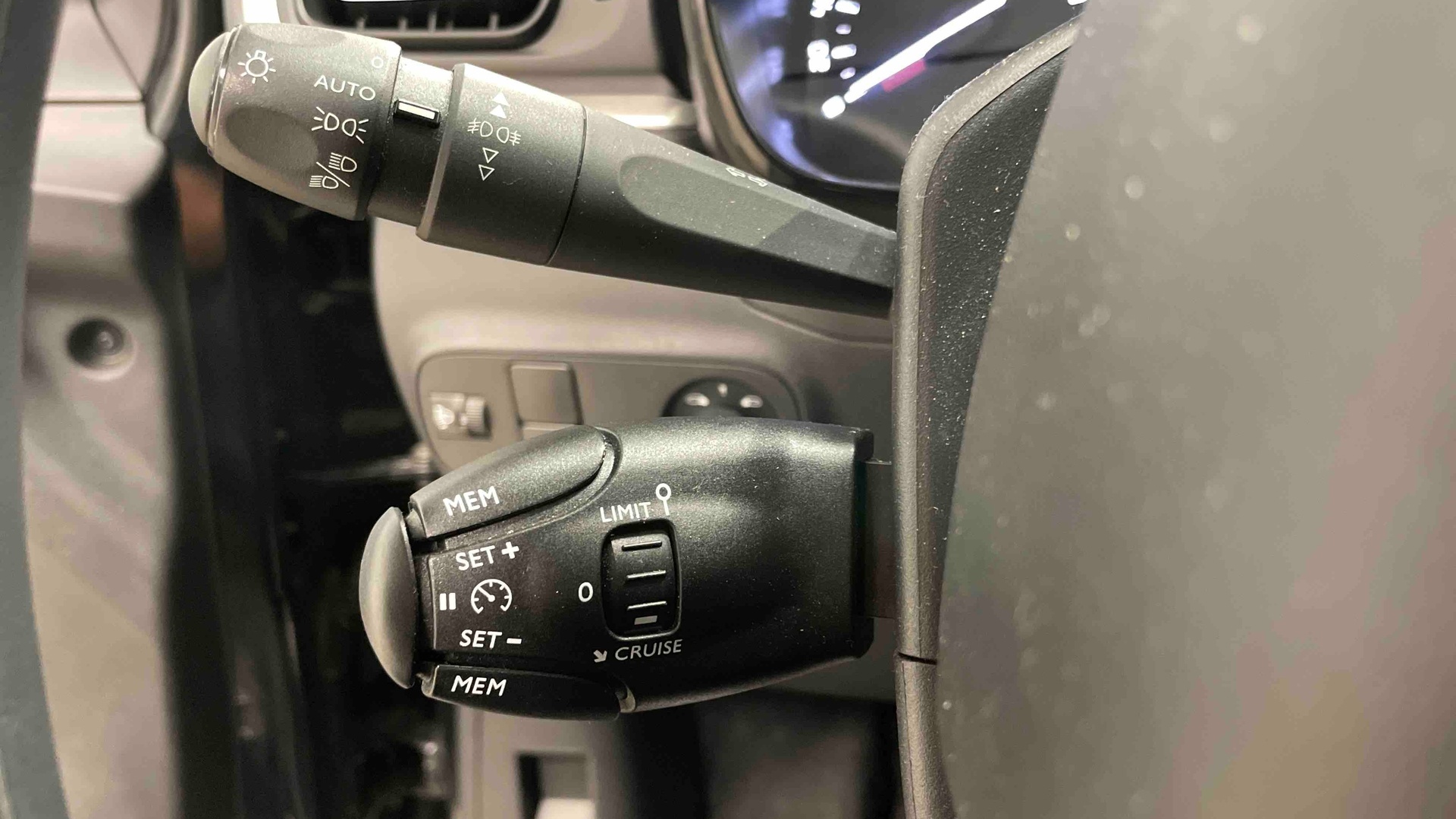 CITROEN C3 PureTech 83 S&S BVM5 Shine