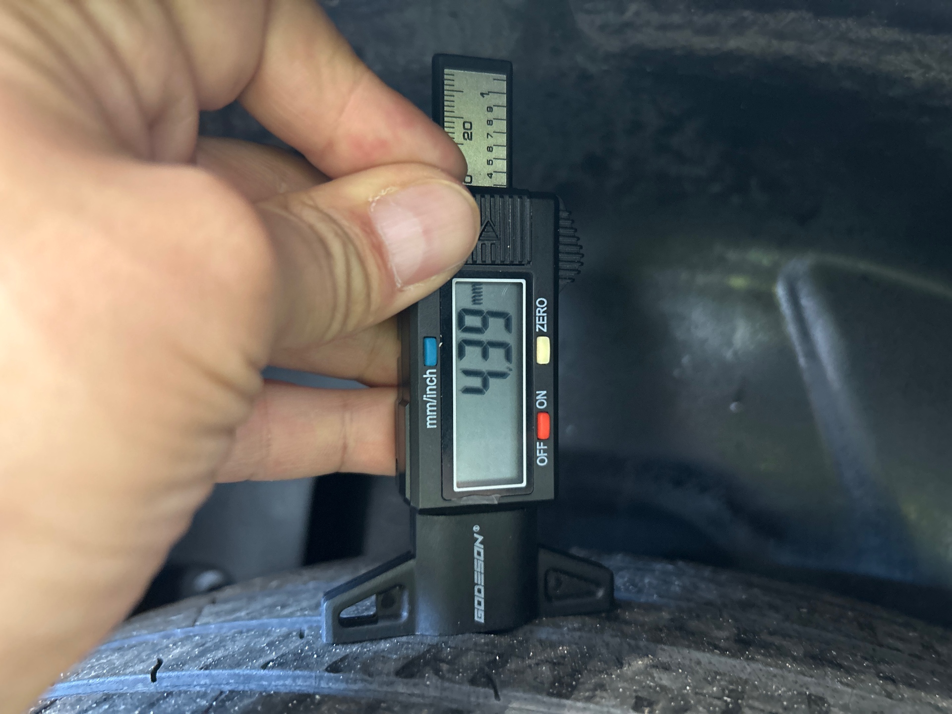 PEUGEOT 2008 PureTech 130 S&S EAT8 Allure — expertise