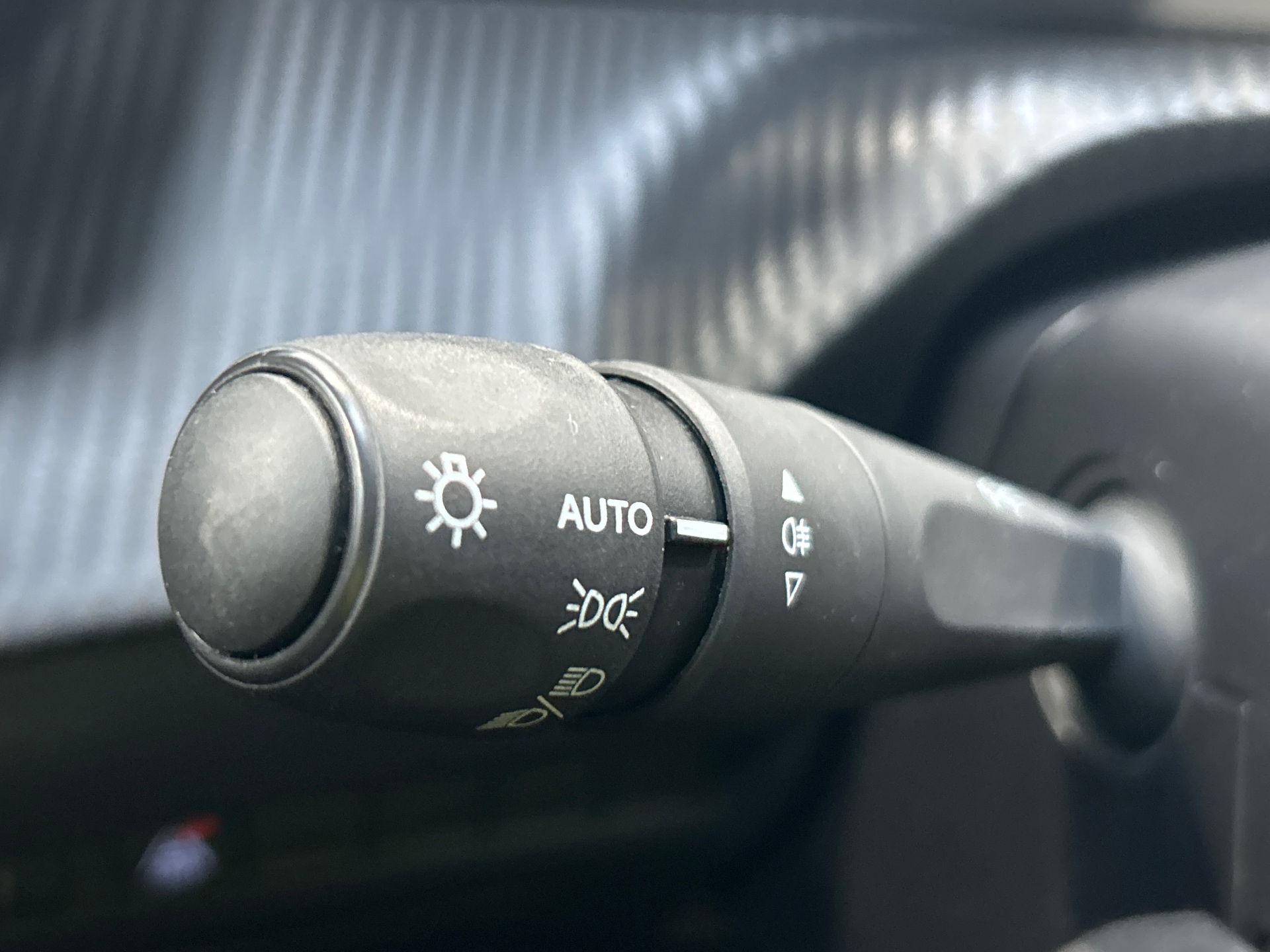 PEUGEOT 2008 ALLURE PT 130 S&S BVM6