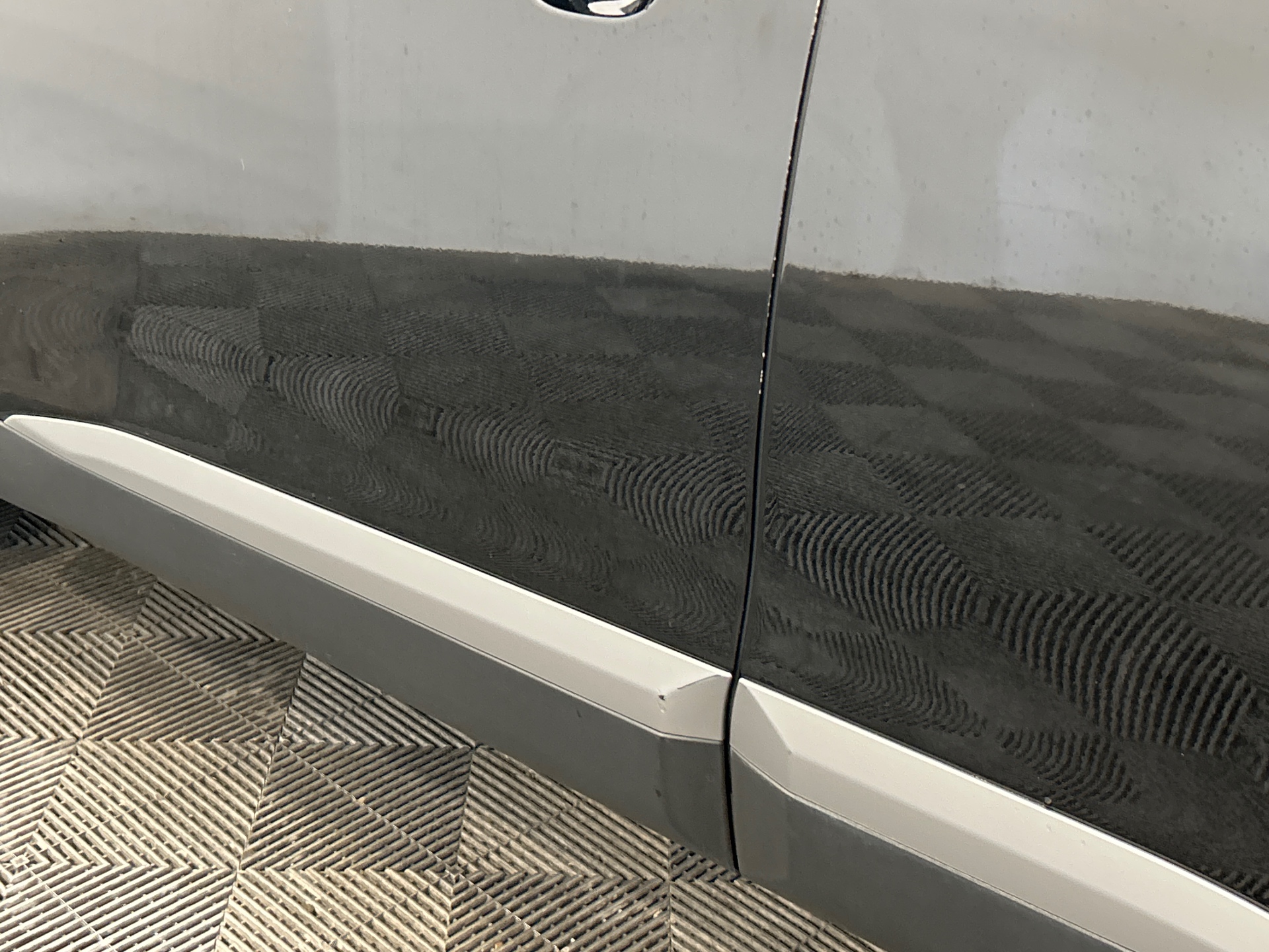 PEUGEOT 2008 PureTech 130 S&S EAT8 Allure — expertise