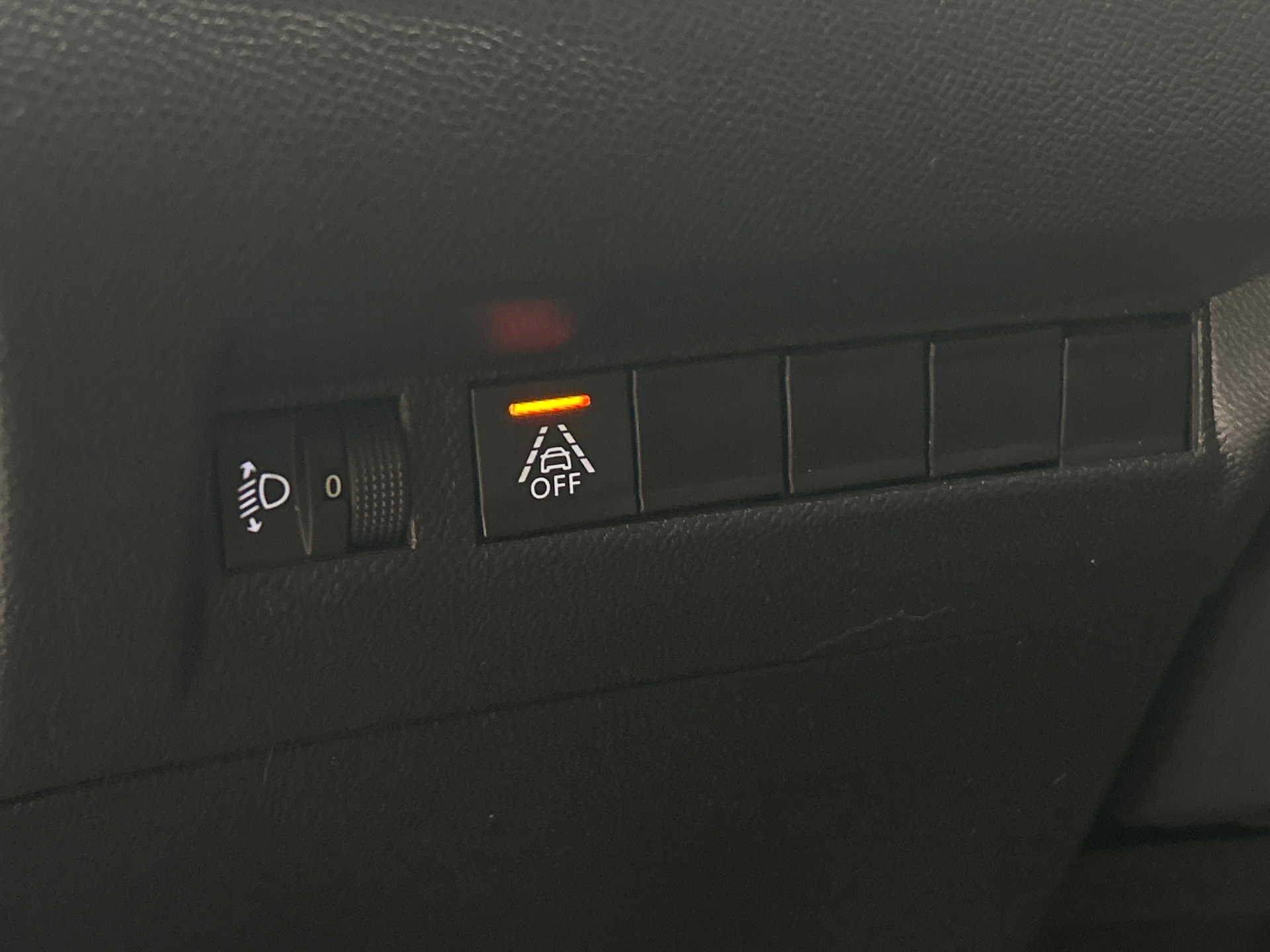 PEUGEOT 208 STYLE PURETECH 75 S&S BVM5