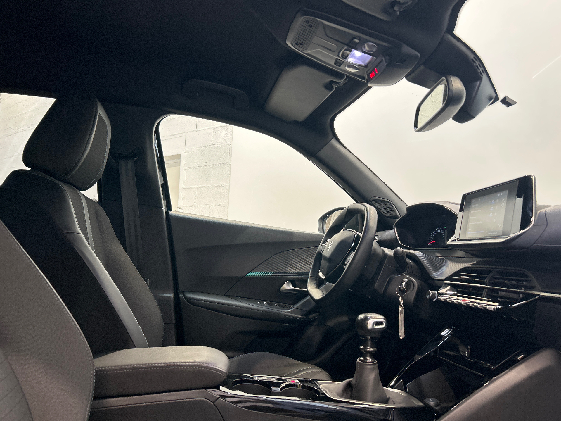 PEUGEOT 2008 ALLURE PT 130 S&S BVM6