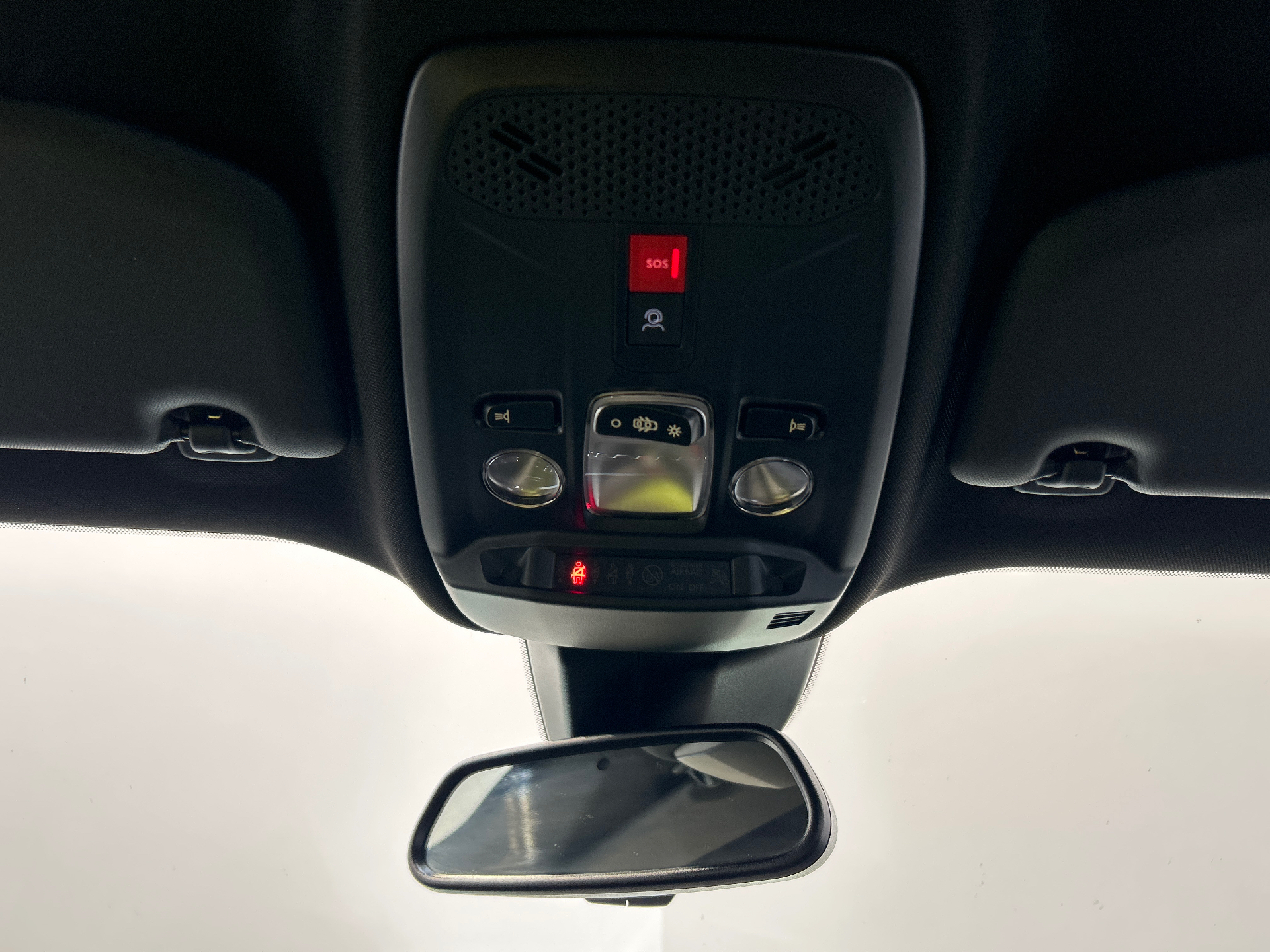 PEUGEOT 2008 PureTech 130 S&S EAT8 Allure