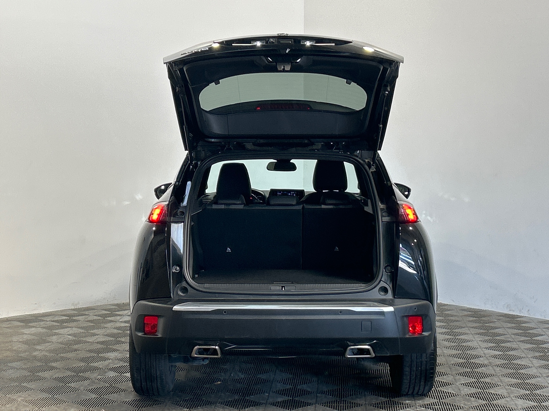 PEUGEOT 2008 ALLURE PT 130 S&S BVM6