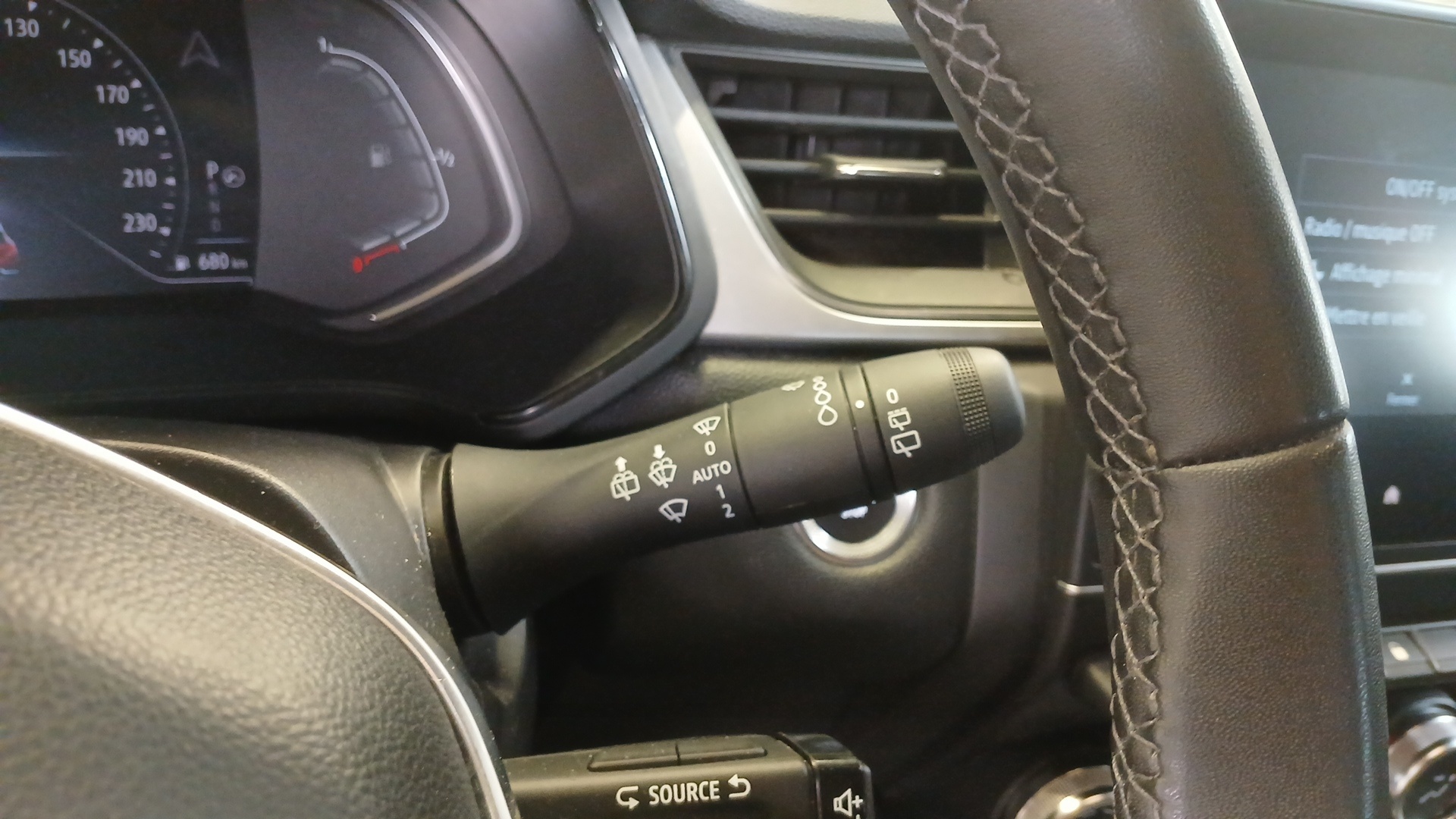 RENAULT CAPTUR techno mild hybrid 160 EDC