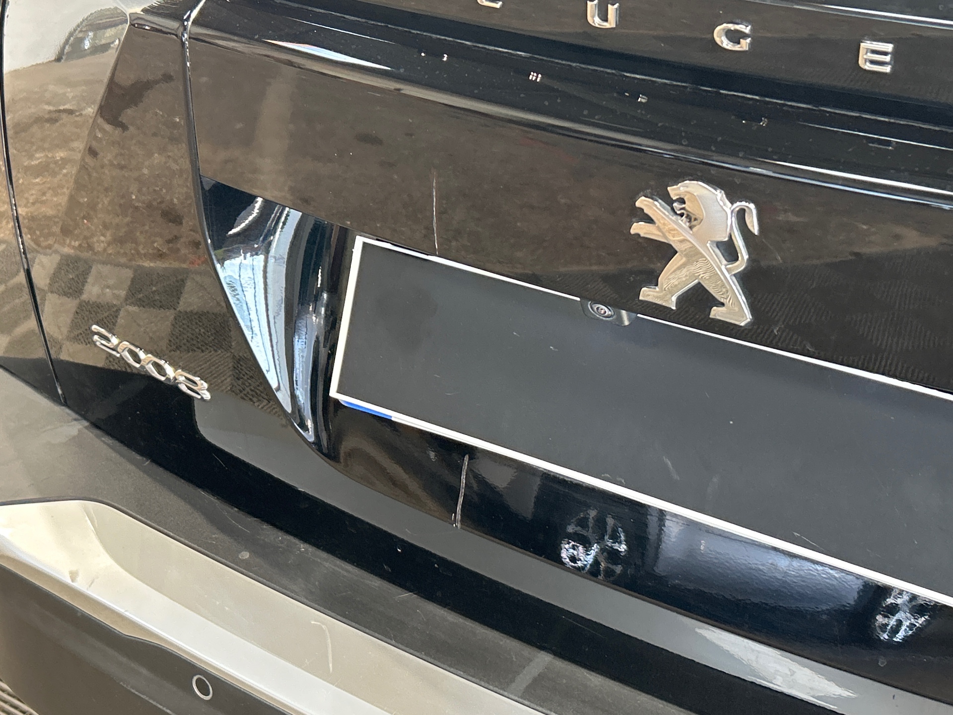 PEUGEOT 2008 ALLURE PT 130 S&S BVM6 — expertise