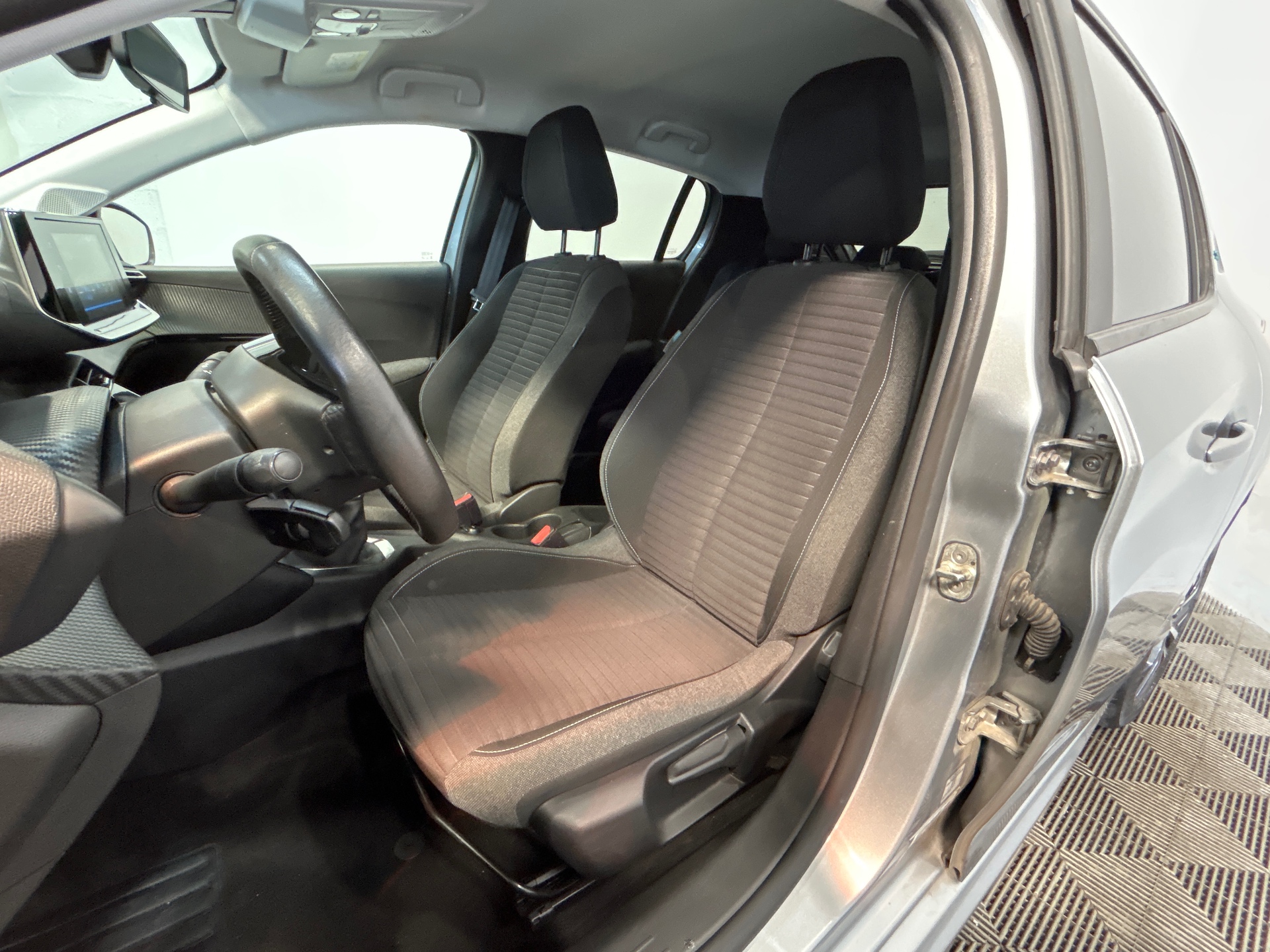 PEUGEOT 208 STYLE PURETECH 75 S&S BVM5