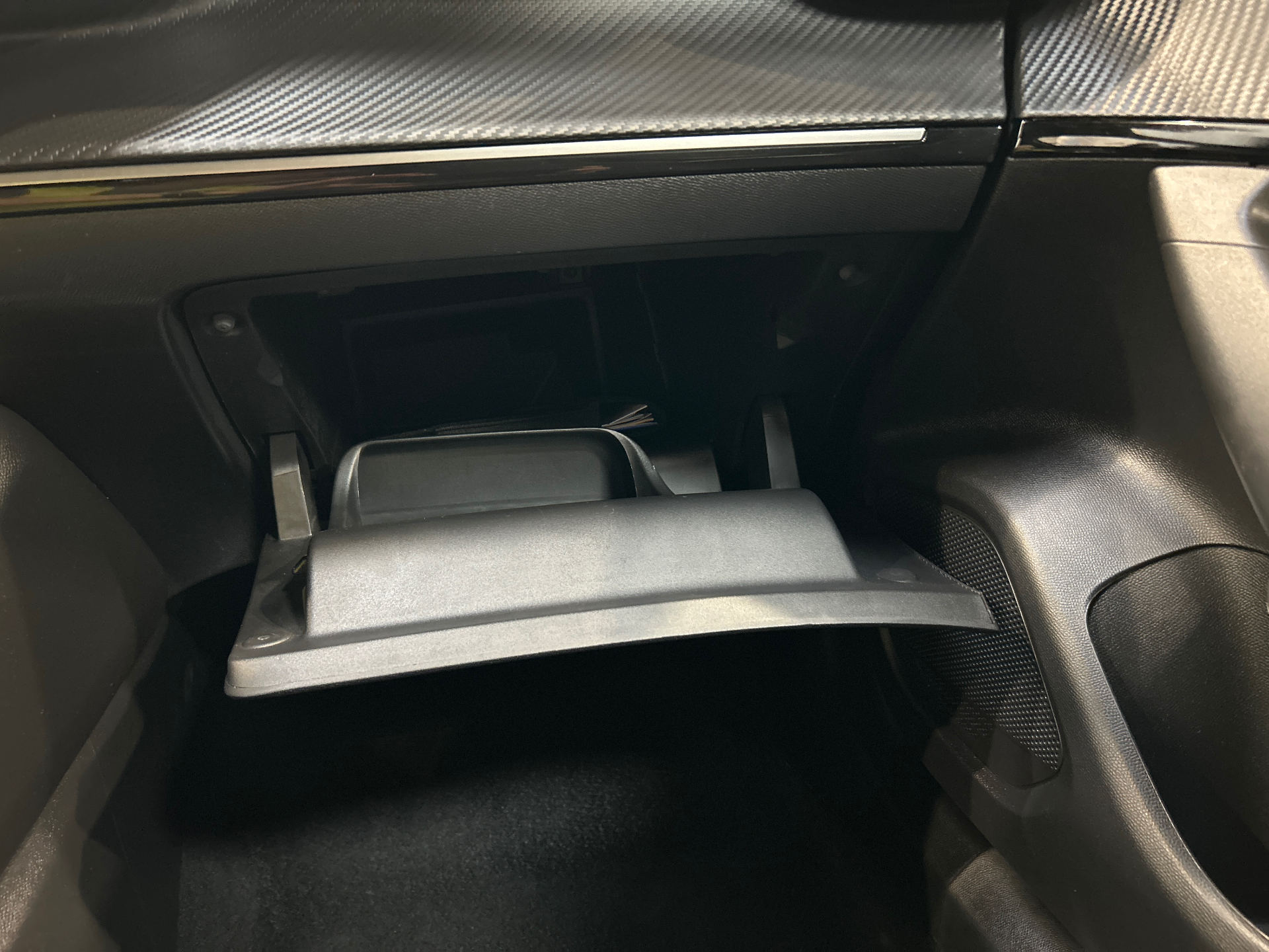 PEUGEOT 2008 PureTech 130 S&S EAT8 Allure