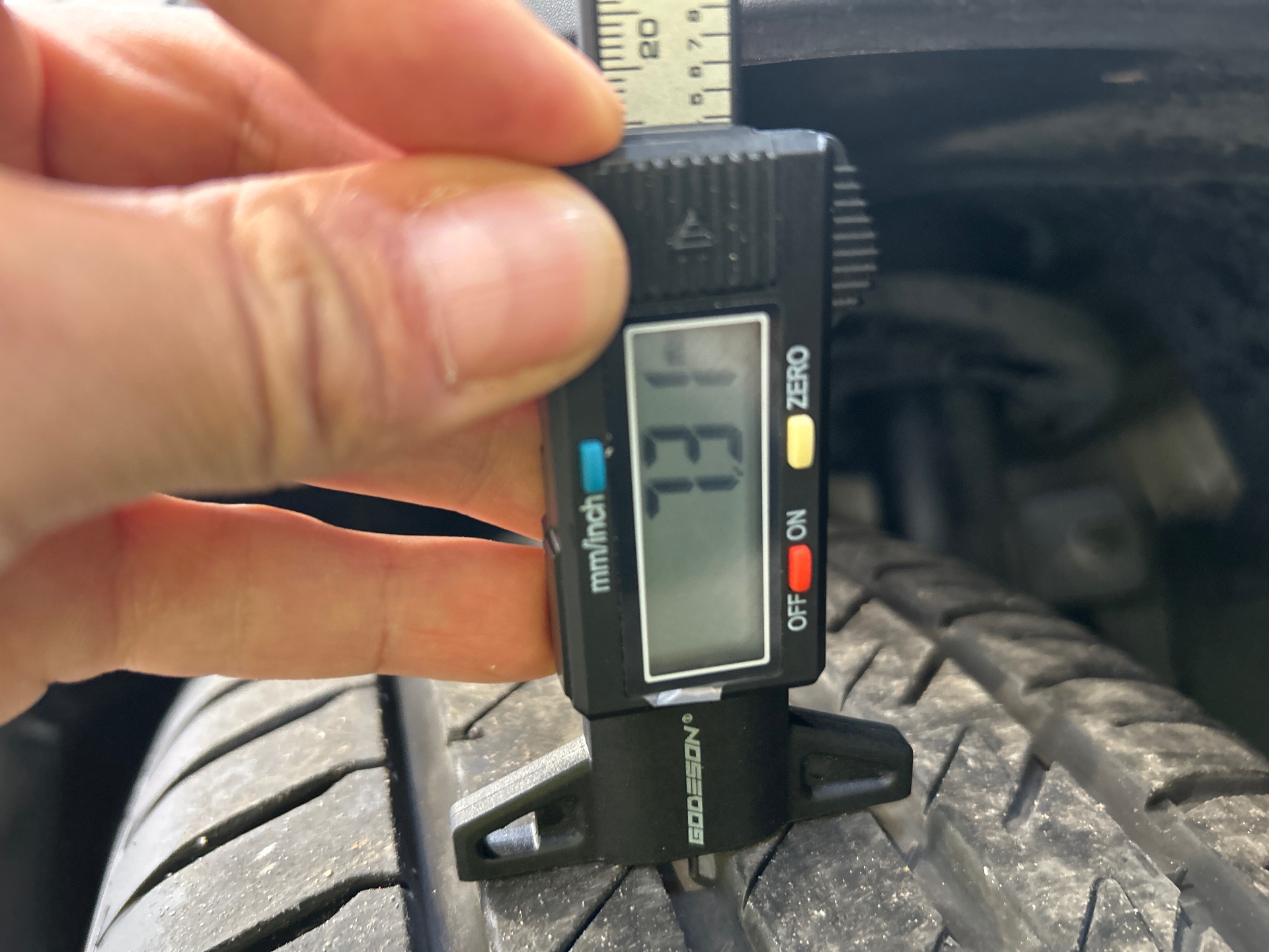 PEUGEOT 2008 PureTech 130 S&S EAT8 Allure — expertise