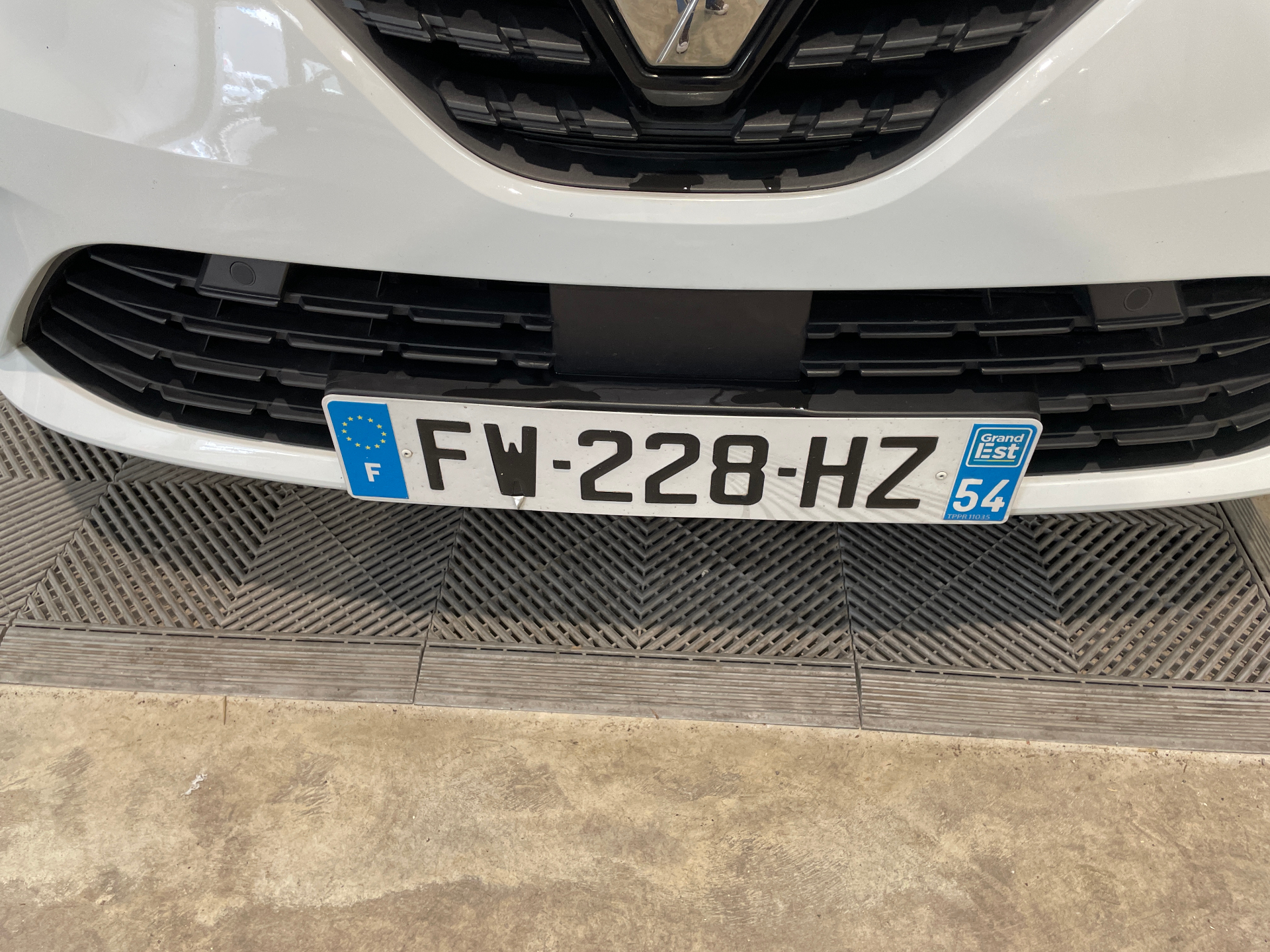 RENAULT CLIO V Blue dCi 85 Business — expertise