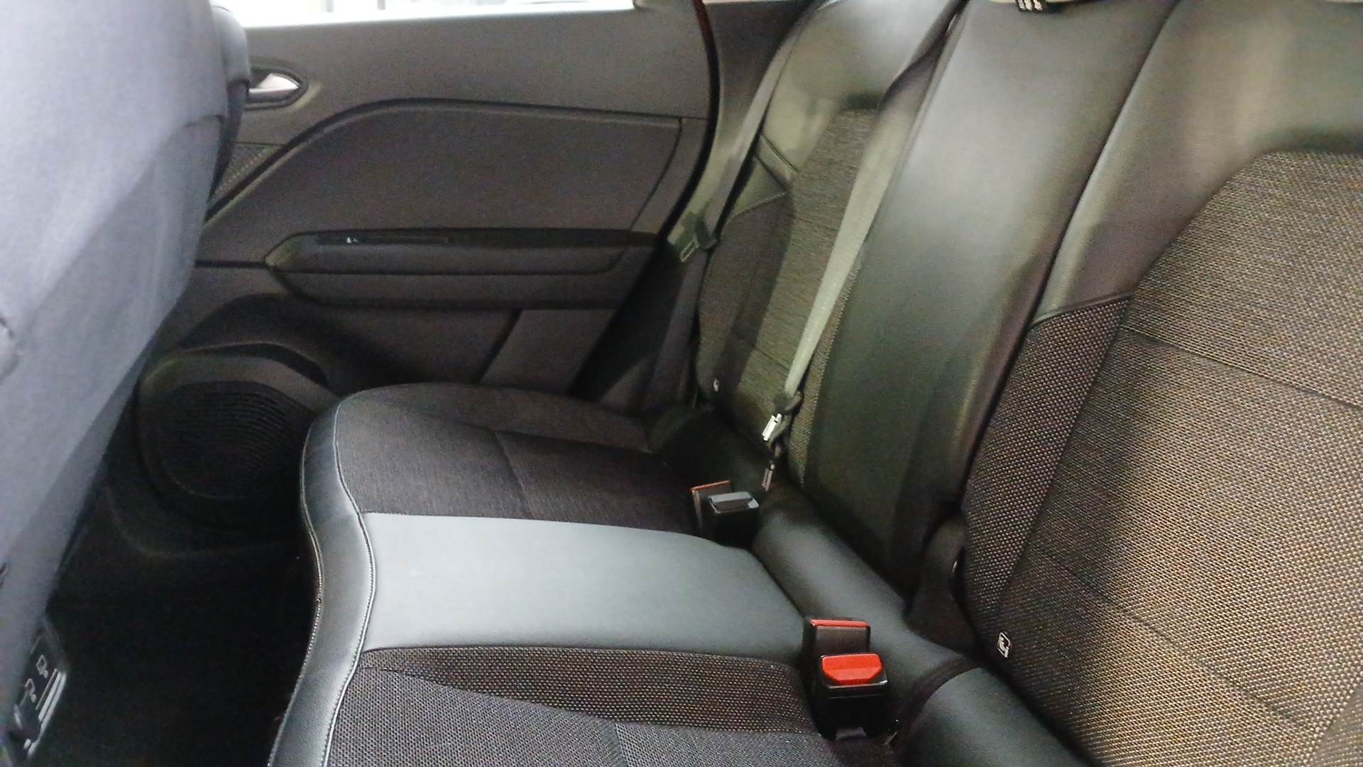 RENAULT CAPTUR techno mild hybrid 160 EDC