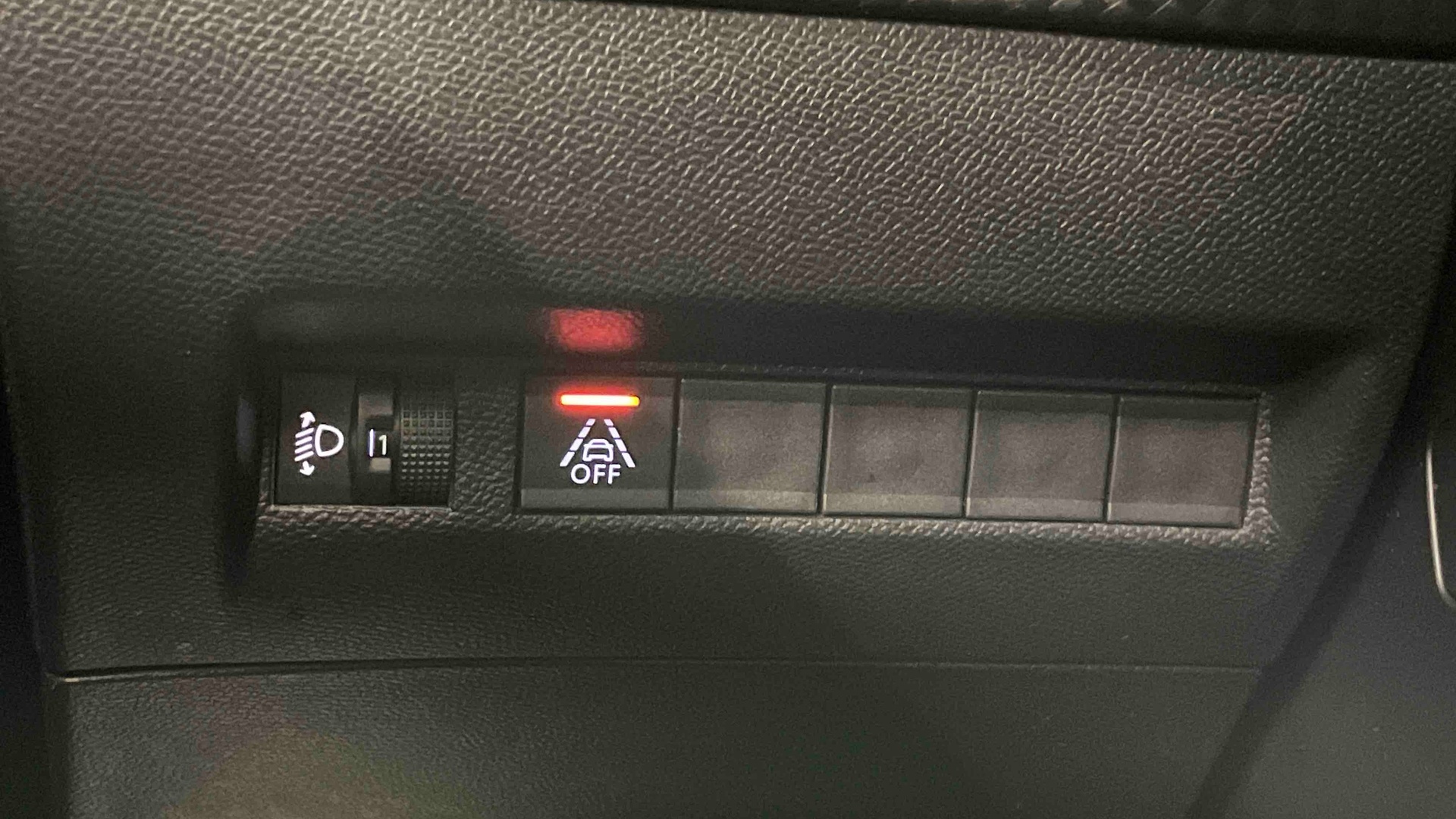 PEUGEOT 2008 ALLURE PACK PT 130 S&S BVM6