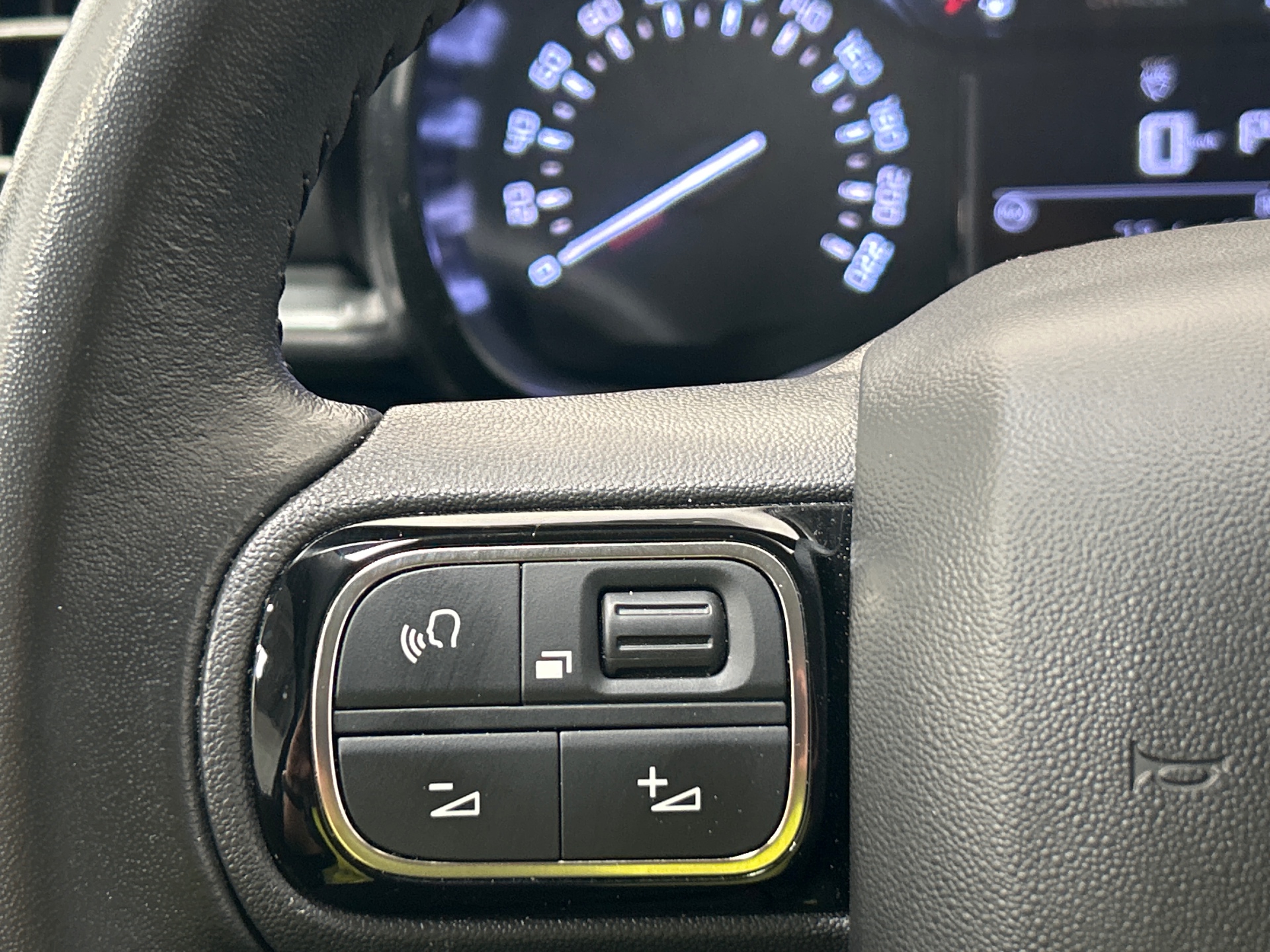 CITROEN C3 PURETECH 110 S&S EAT6 MAX