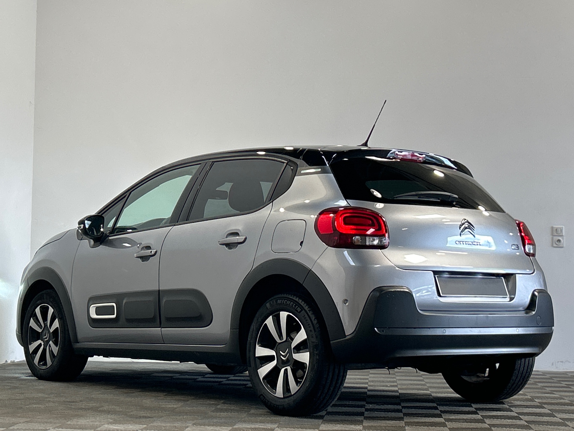 CITROEN C3 PT110 S&S BVM6 SHINE