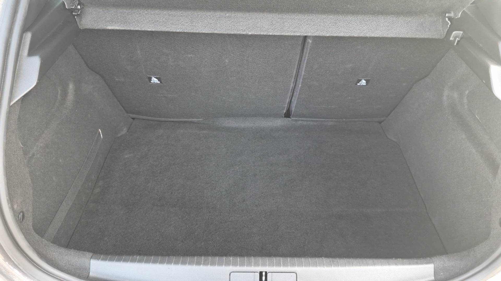 PEUGEOT 208 ALLURE 100 BVM