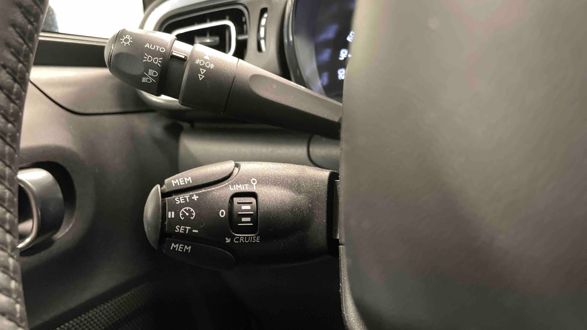 CITROEN C3 PURETECH 110 S&S EAT6 MAX