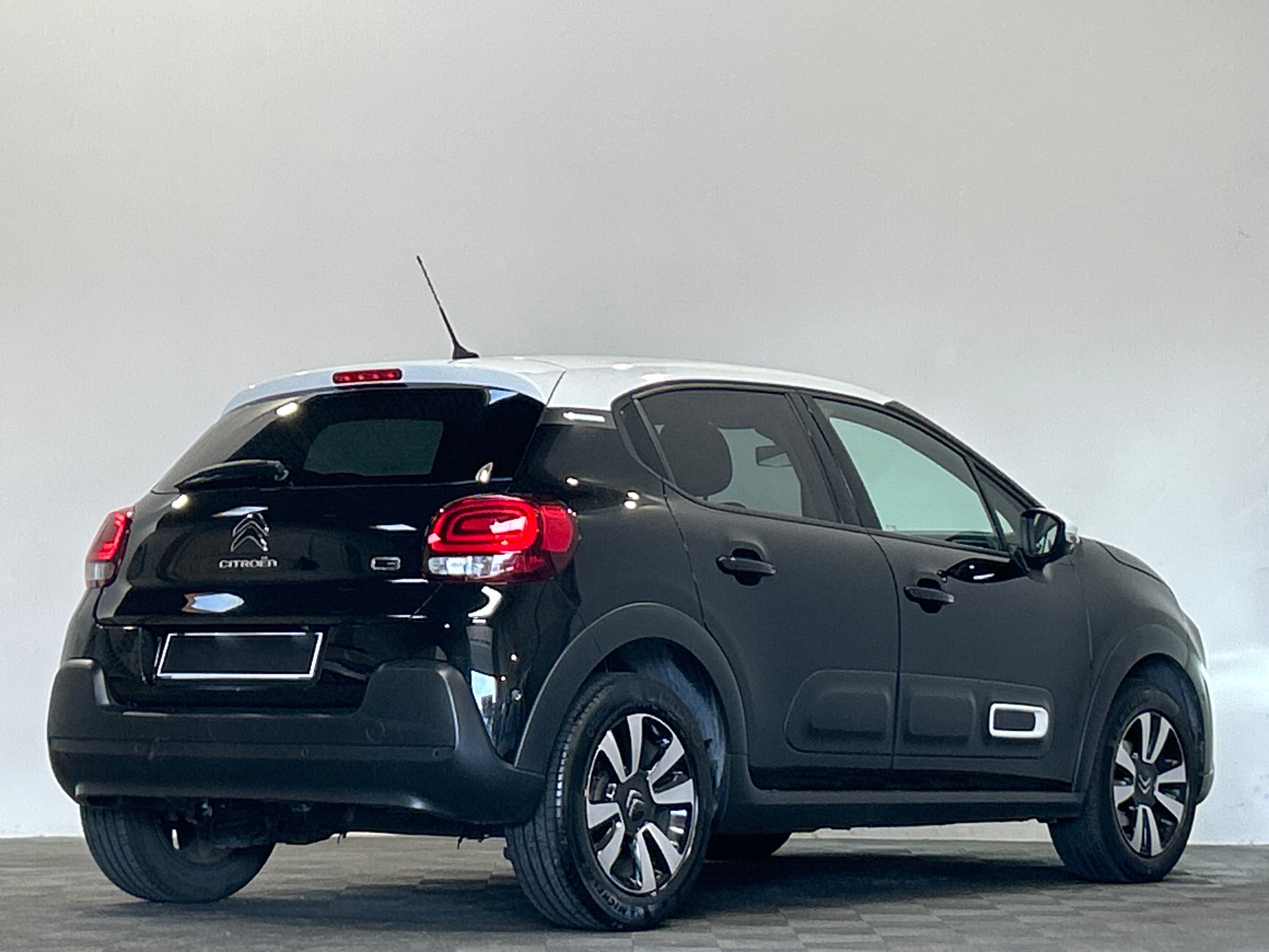 CITROEN C3 PT110 S&S BVM6 SHINE