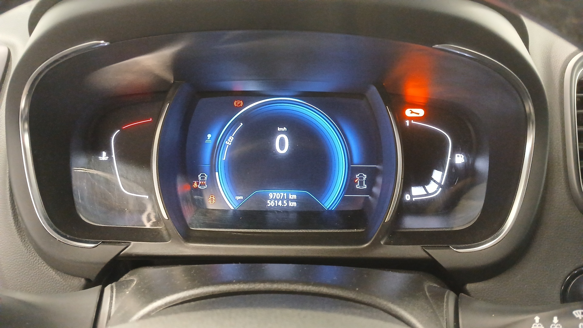 RENAULT SCENIC IV BUSINESS Blue dCi 120 - 21 Business — expertise