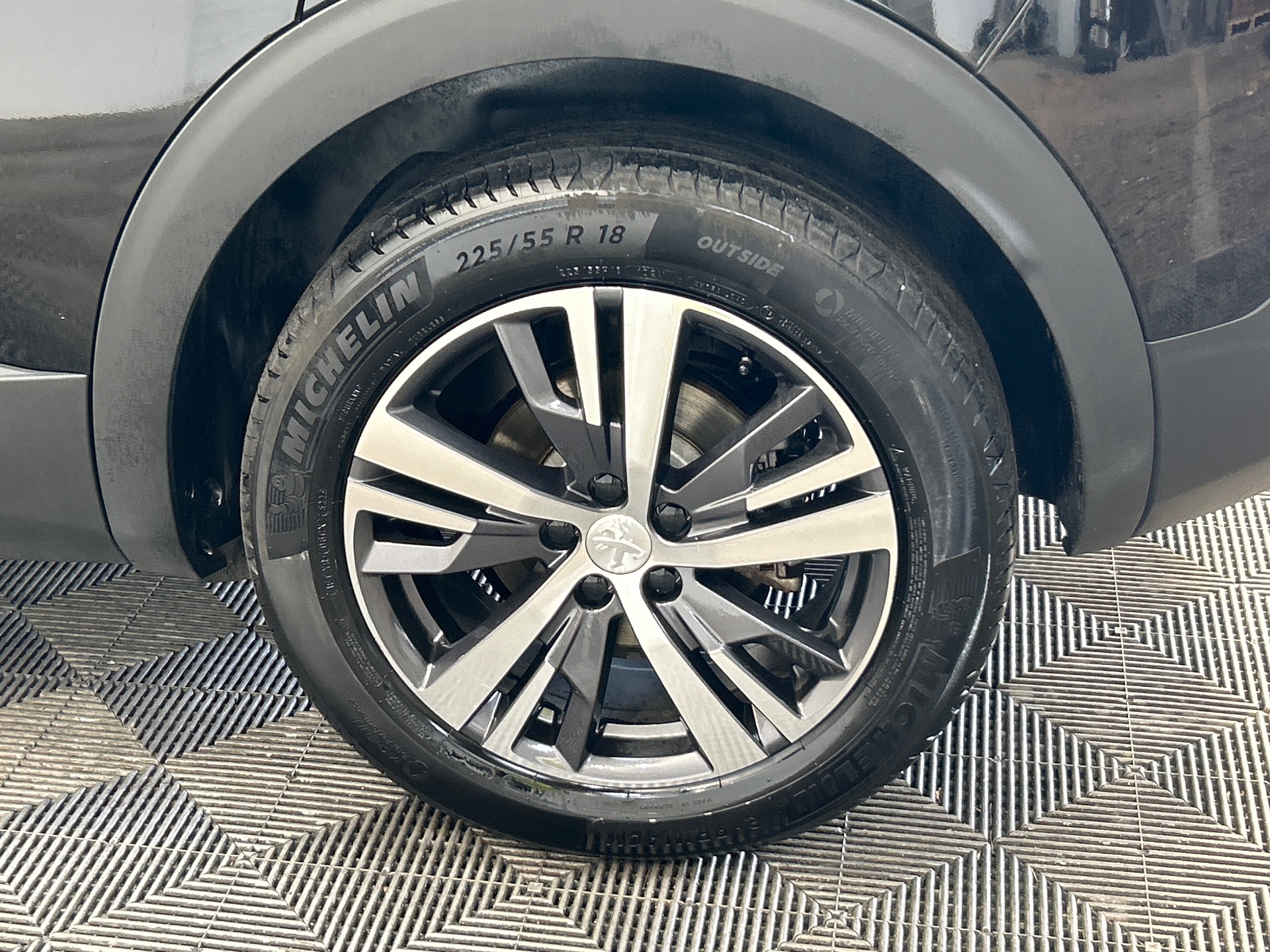 PEUGEOT 3008 ALLURE PACK HYBRID 136 E-DCS6 — expertise