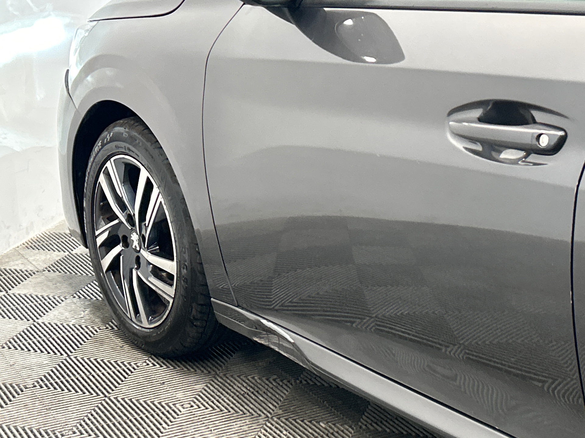 PEUGEOT 208 STYLE PURETECH 75 S&S BVM5 — expertise